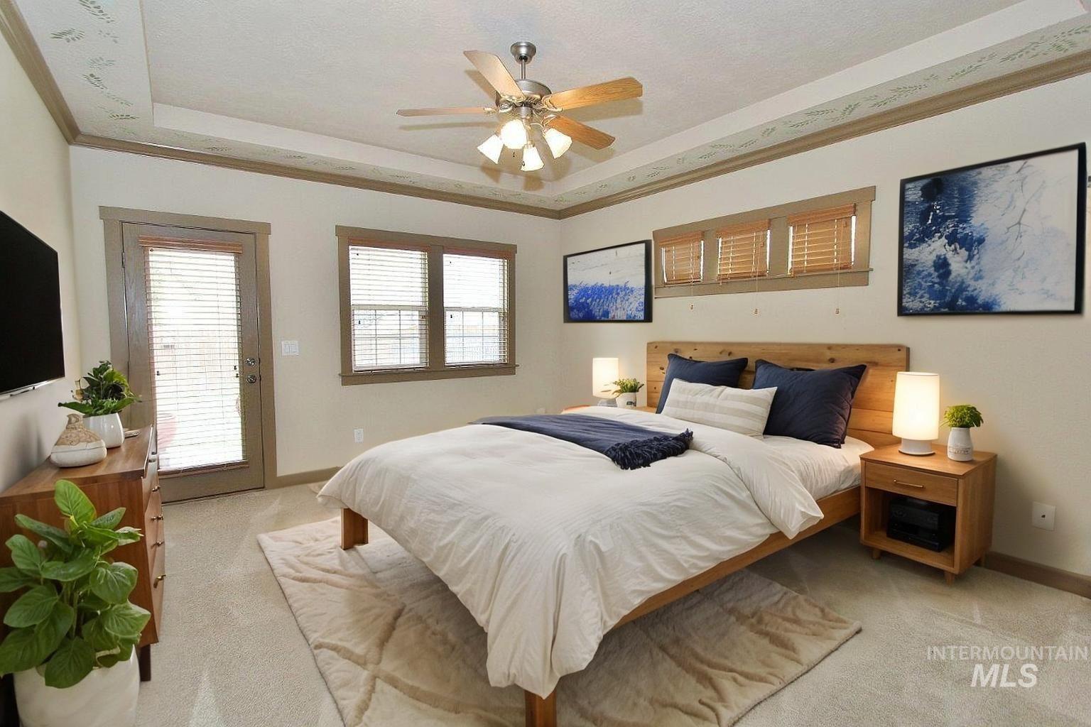 1038 W Yosemite Dr, Meridian, Idaho 83646, 5 Bedrooms, 3 Bathrooms, Residential For Sale, Price $619,000,MLS 98977096