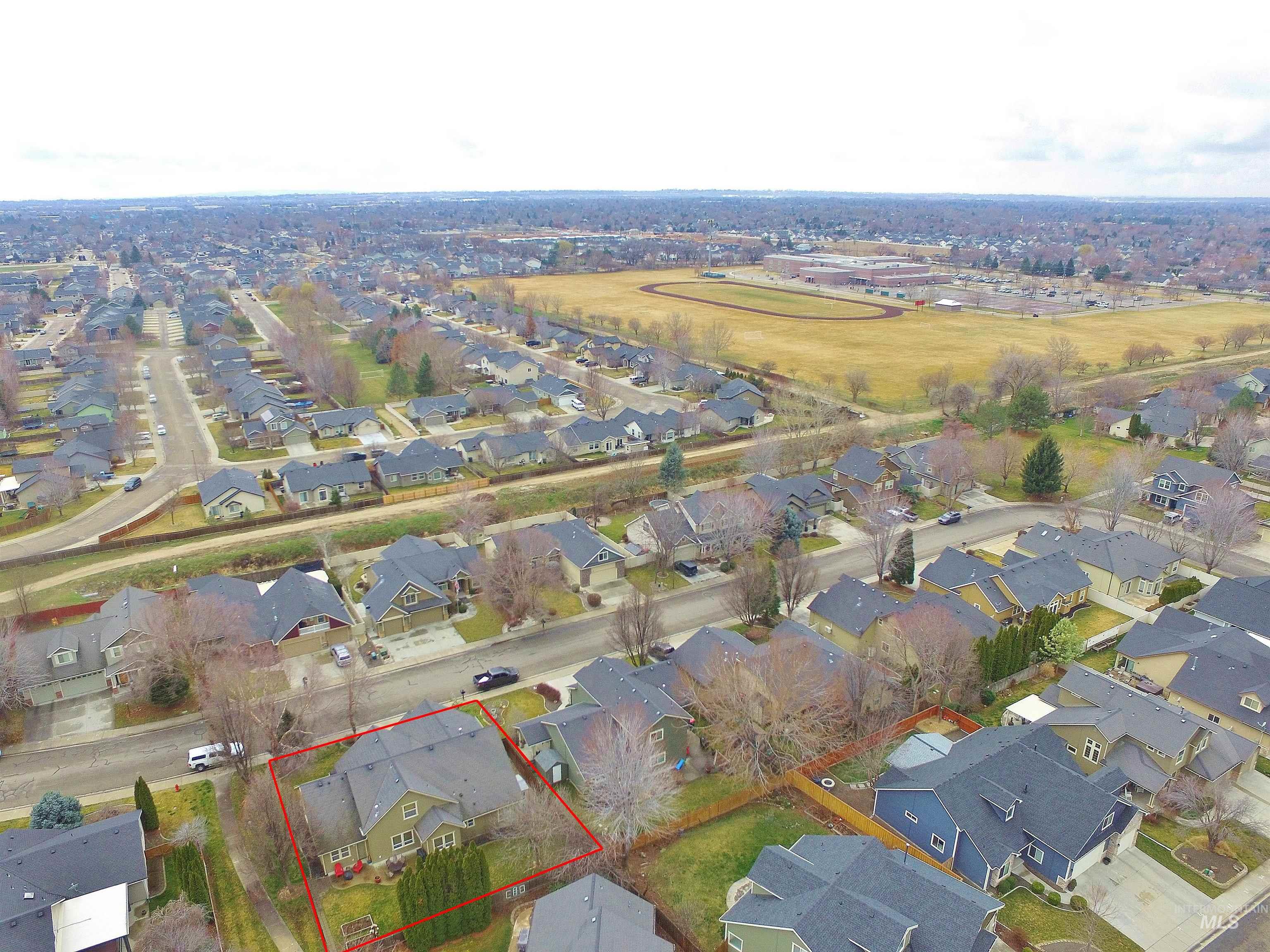 1038 W Yosemite Dr, Meridian, Idaho 83646, 5 Bedrooms, 3 Bathrooms, Residential For Sale, Price $619,000,MLS 98977096