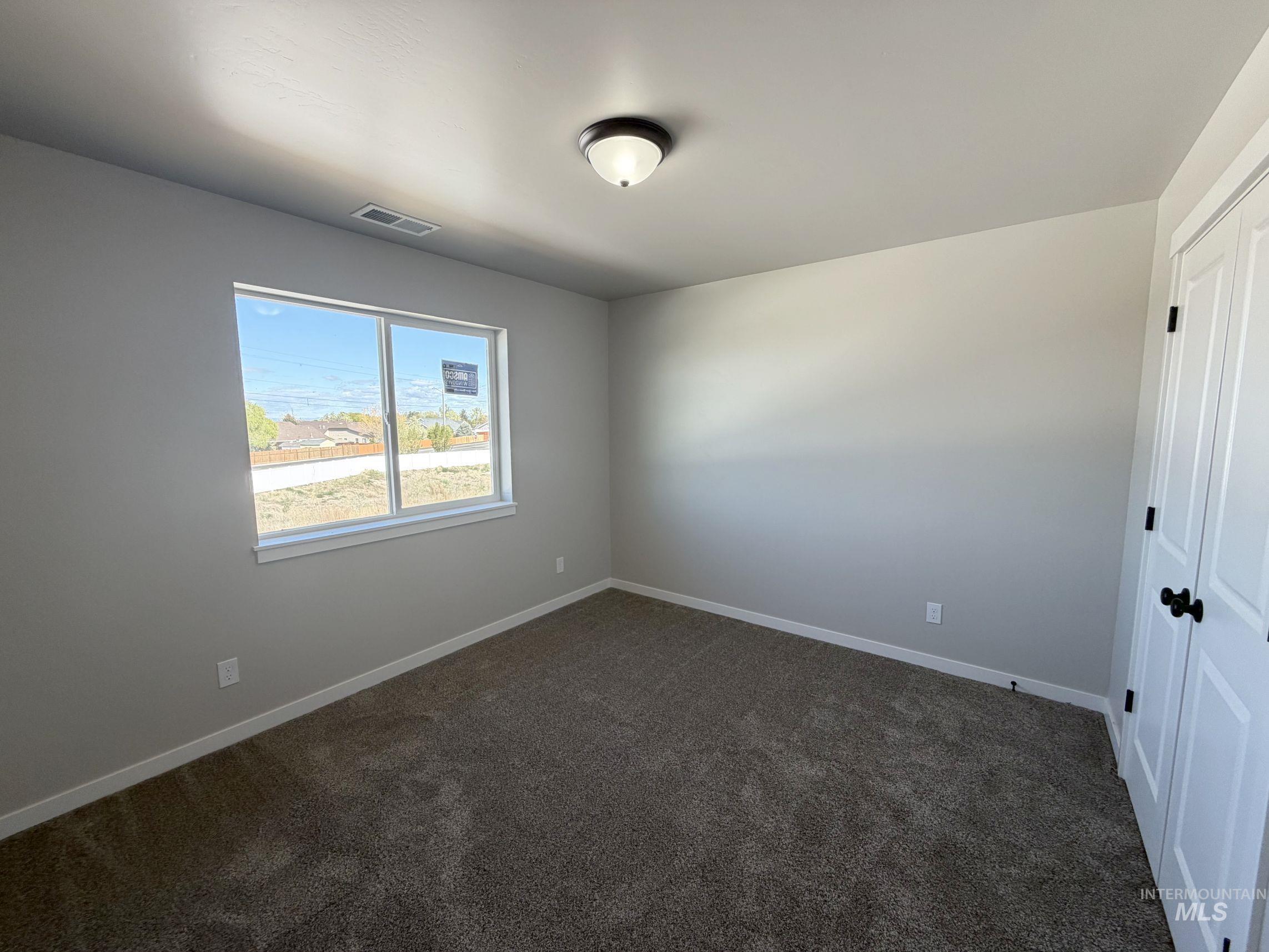 1401 N Kennedy Street, Jerome, Idaho 83338, 5 Bedrooms, 2.5 Bathrooms, Residential For Sale, Price $494,900,MLS 98977097