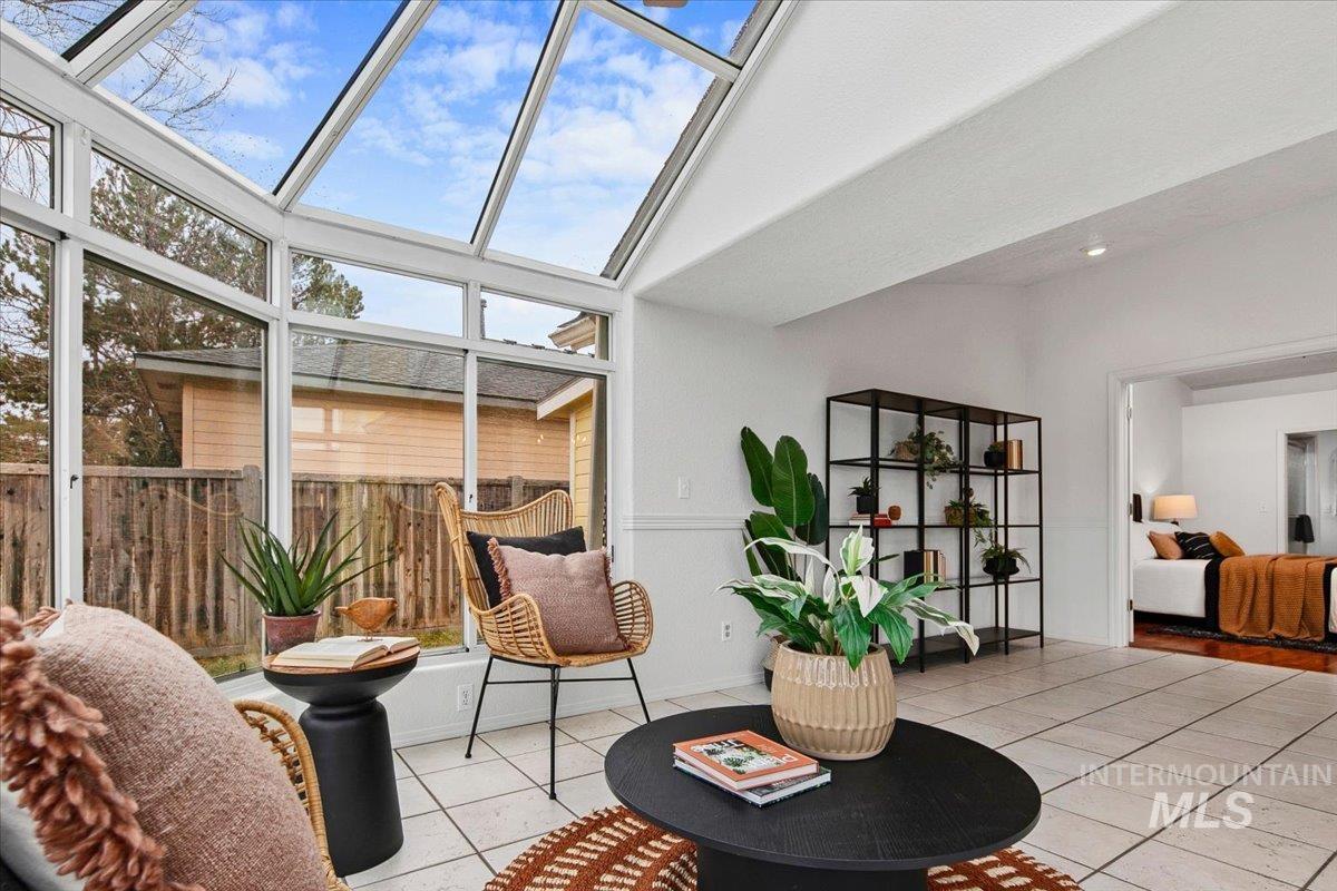 4488 N Crimson Pl., Boise, Idaho 83703, 3 Bedrooms, 2 Bathrooms, Residential For Sale, Price $474,900,MLS 98977099