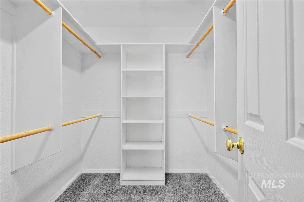 4488 N Crimson Pl., Boise, Idaho 83703, 3 Bedrooms, 2 Bathrooms, Residential For Sale, Price $474,900,MLS 98977099