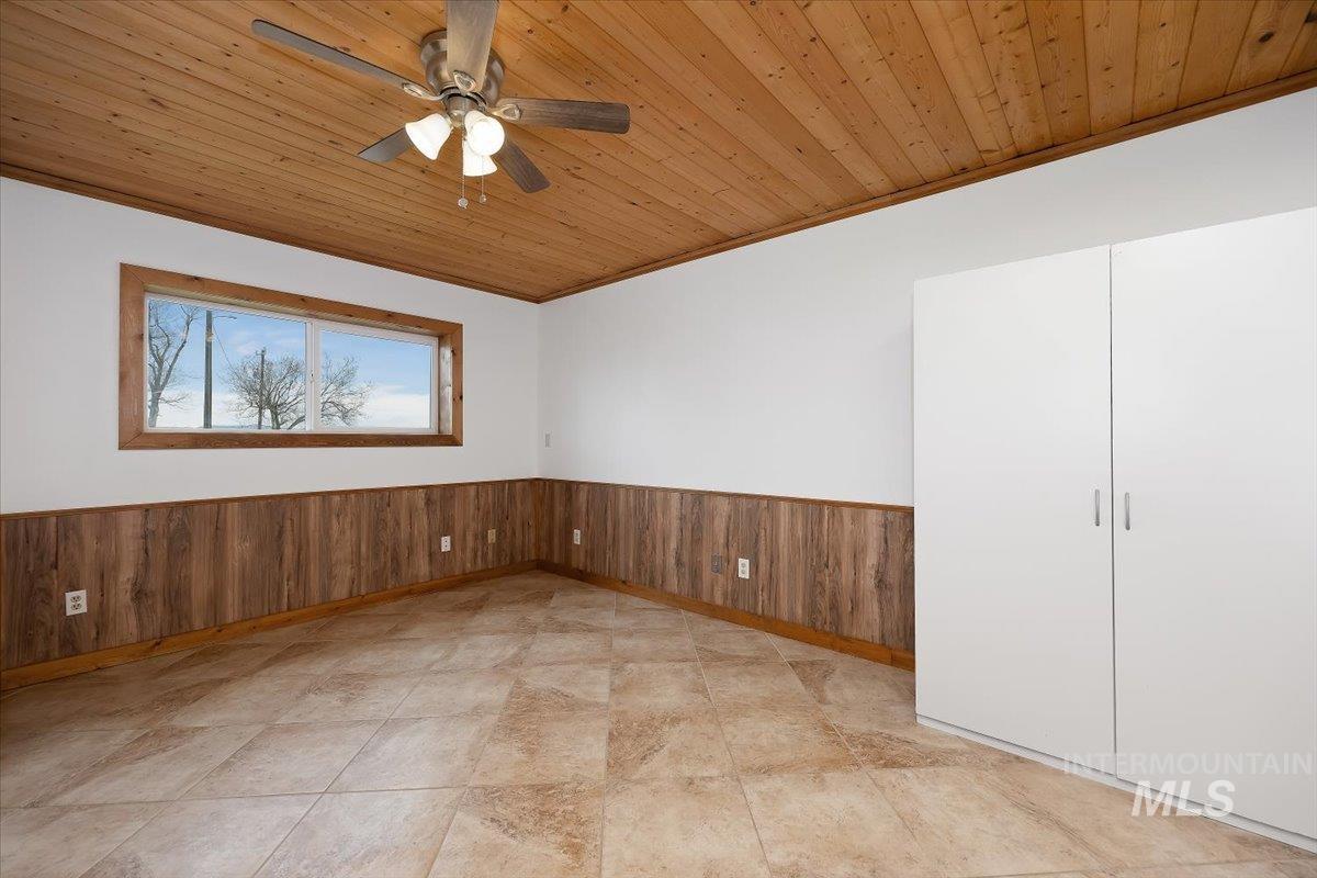 57 E 5400, Hagerman, Idaho 83332, 3 Bedrooms, 1 Bathroom, Residential For Sale, Price $499,000,MLS 98977101