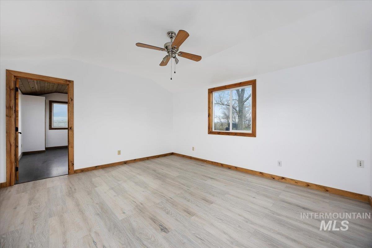 57 E 5400, Hagerman, Idaho 83332, 3 Bedrooms, 1 Bathroom, Residential For Sale, Price $499,000,MLS 98977101