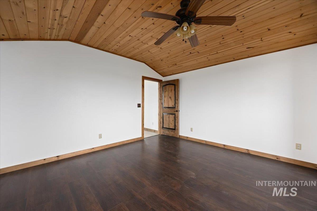 57 E 5400, Hagerman, Idaho 83332, 3 Bedrooms, 1 Bathroom, Residential For Sale, Price $499,000,MLS 98977101