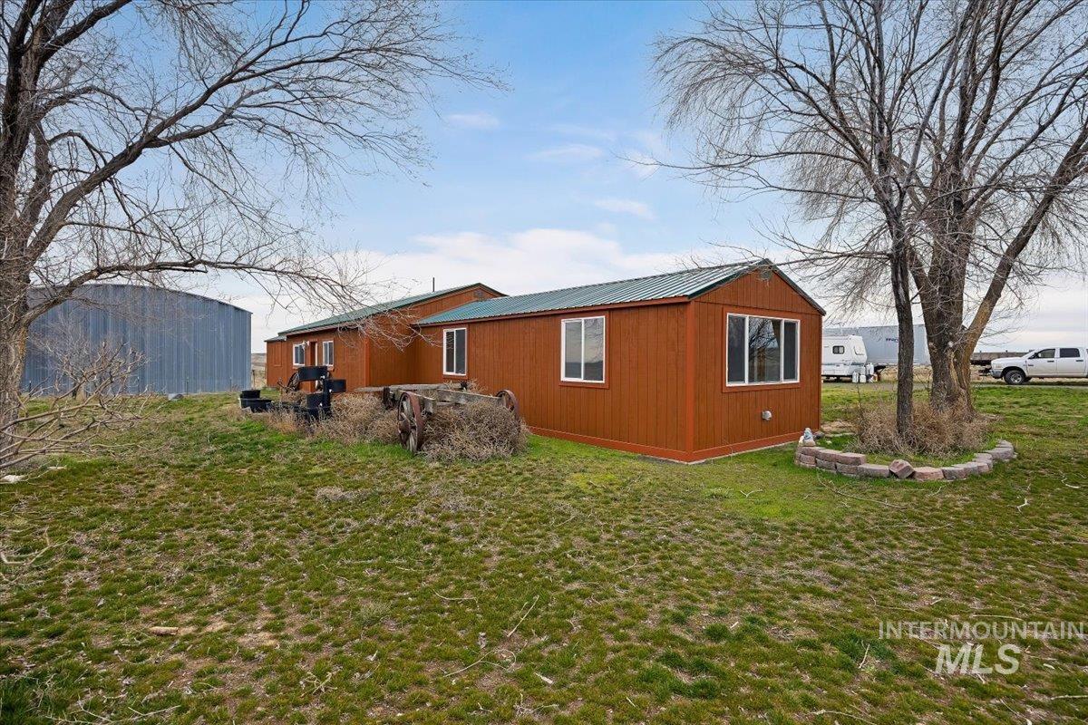 57 E 5400, Hagerman, Idaho 83332, 3 Bedrooms, 1 Bathroom, Residential For Sale, Price $499,000,MLS 98977101