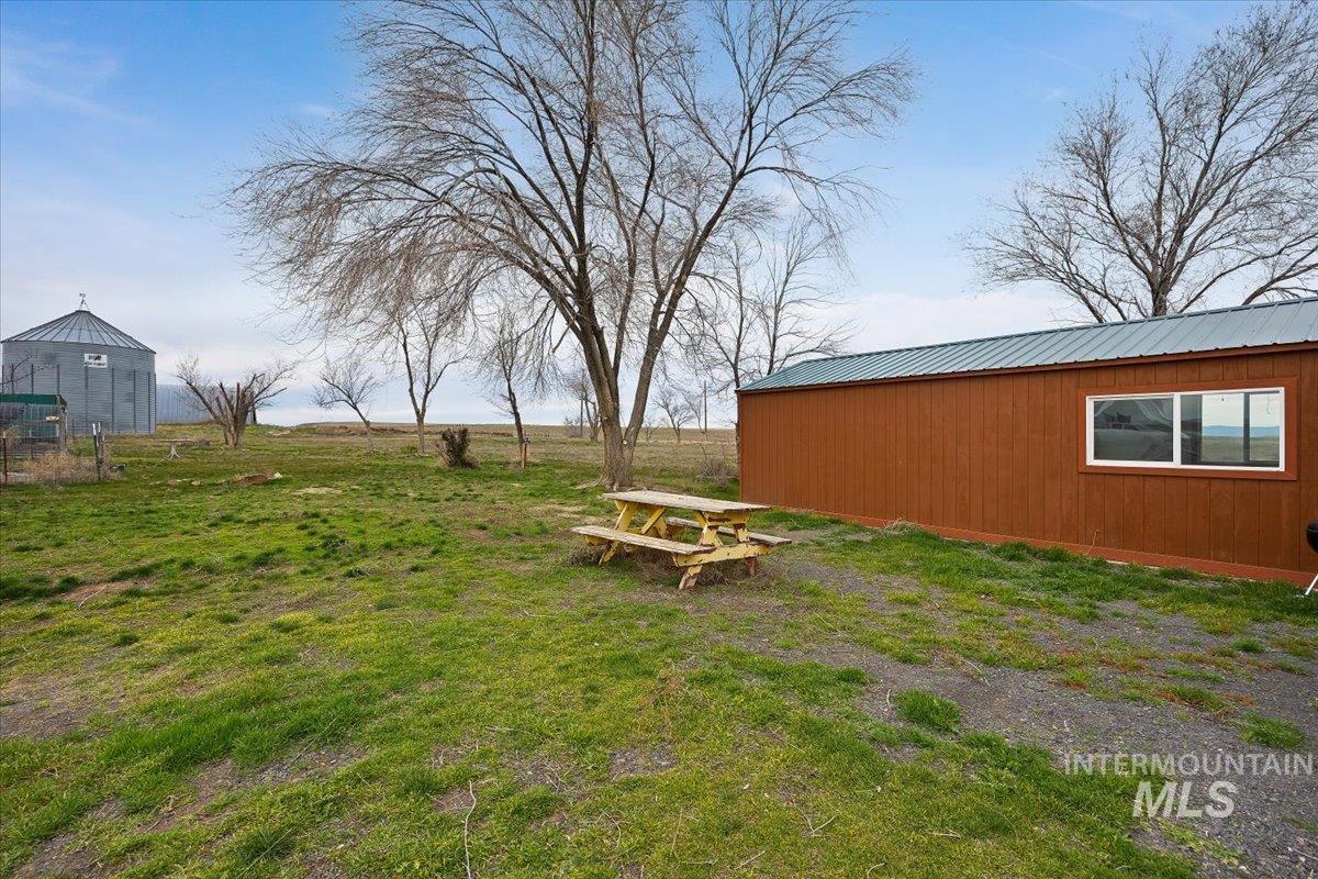 57 E 5400, Hagerman, Idaho 83332, 3 Bedrooms, 1 Bathroom, Residential For Sale, Price $499,000,MLS 98977101