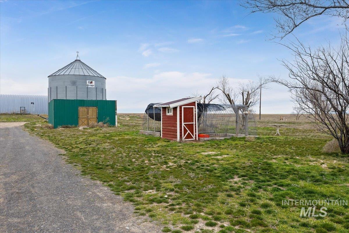 57 E 5400, Hagerman, Idaho 83332, 3 Bedrooms, 1 Bathroom, Residential For Sale, Price $499,000,MLS 98977101