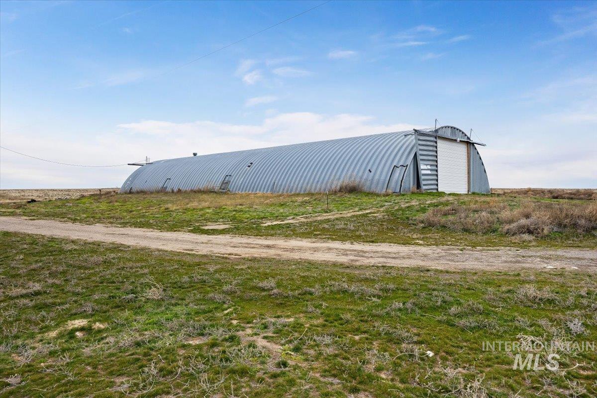 57 E 5400, Hagerman, Idaho 83332, 3 Bedrooms, 1 Bathroom, Residential For Sale, Price $499,000,MLS 98977101