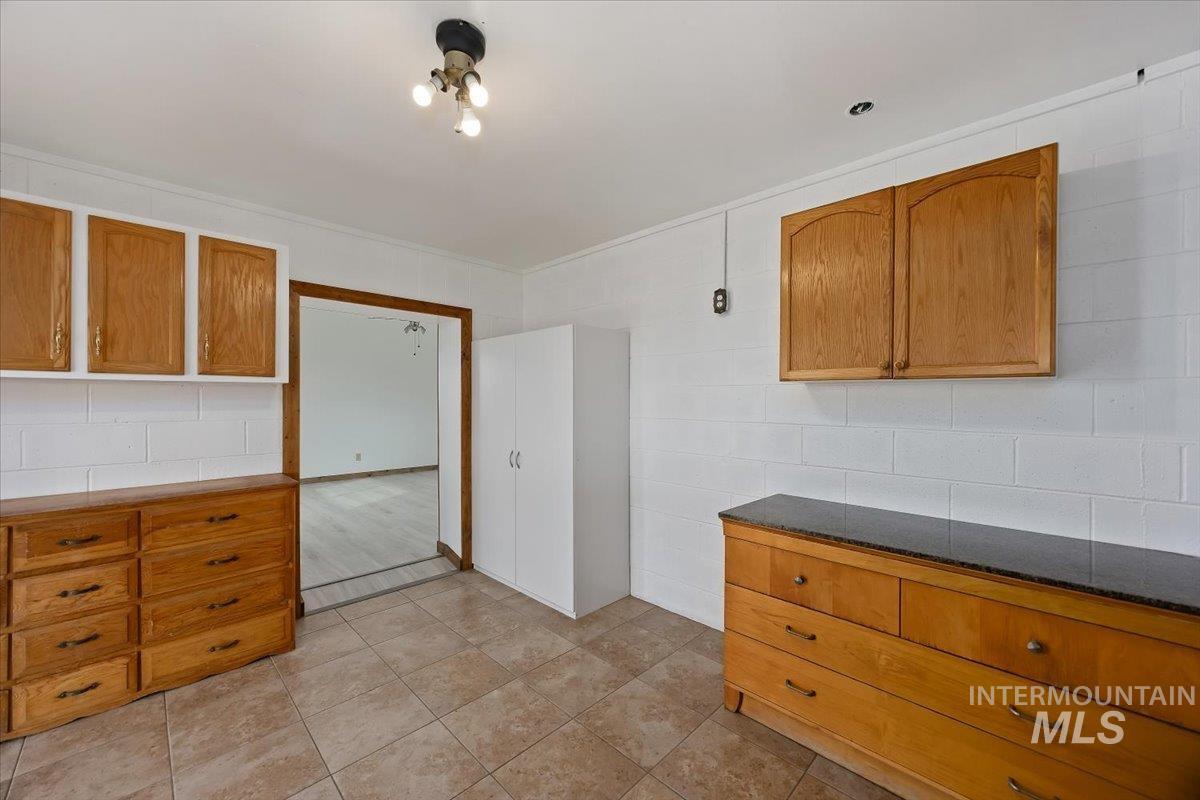 57 E 5400, Hagerman, Idaho 83332, 3 Bedrooms, 1 Bathroom, Residential For Sale, Price $499,000,MLS 98977101