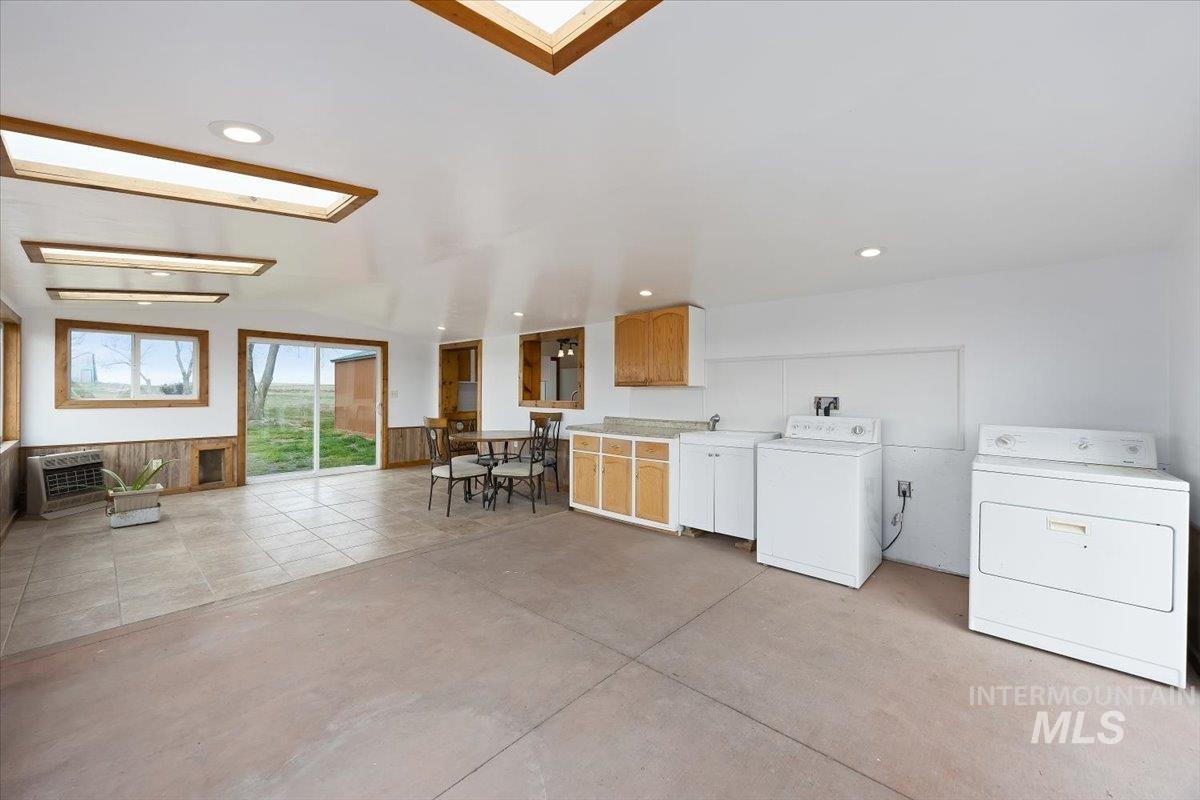 57 E 5400, Hagerman, Idaho 83332, 3 Bedrooms, 1 Bathroom, Residential For Sale, Price $499,000,MLS 98977101