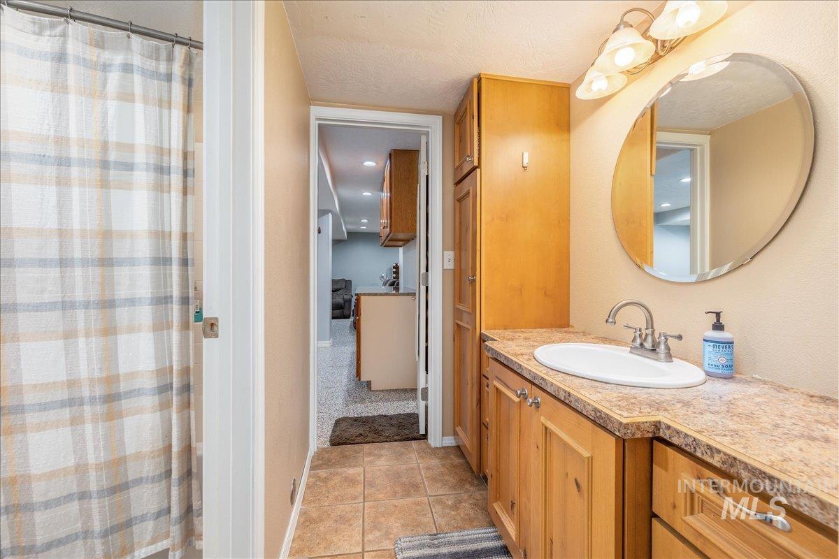 3534 N Summerpark Ave, Meridian, Idaho 83646, 5 Bedrooms, 4 Bathrooms, Residential For Sale, Price $810,000, 98977103