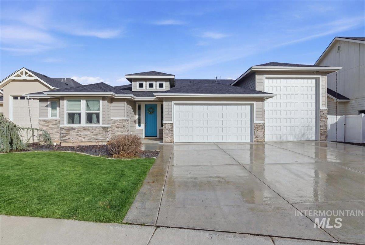 5154 S Twilight Mist Way, Meridian, Idaho 83642-6859, 4 Bedrooms, 3 Bathrooms, Residential For Sale, Price $755,000,MLS 98977104