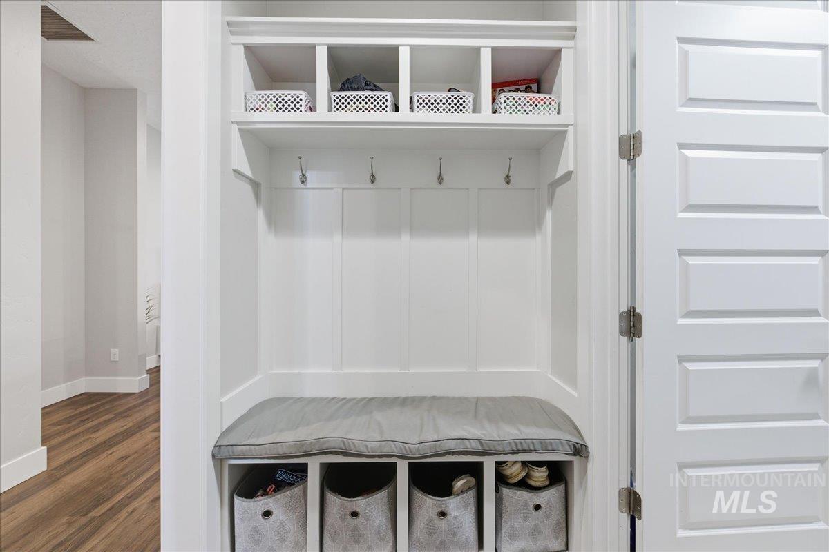 5154 S Twilight Mist Way, Meridian, Idaho 83642-6859, 4 Bedrooms, 3 Bathrooms, Residential For Sale, Price $755,000,MLS 98977104