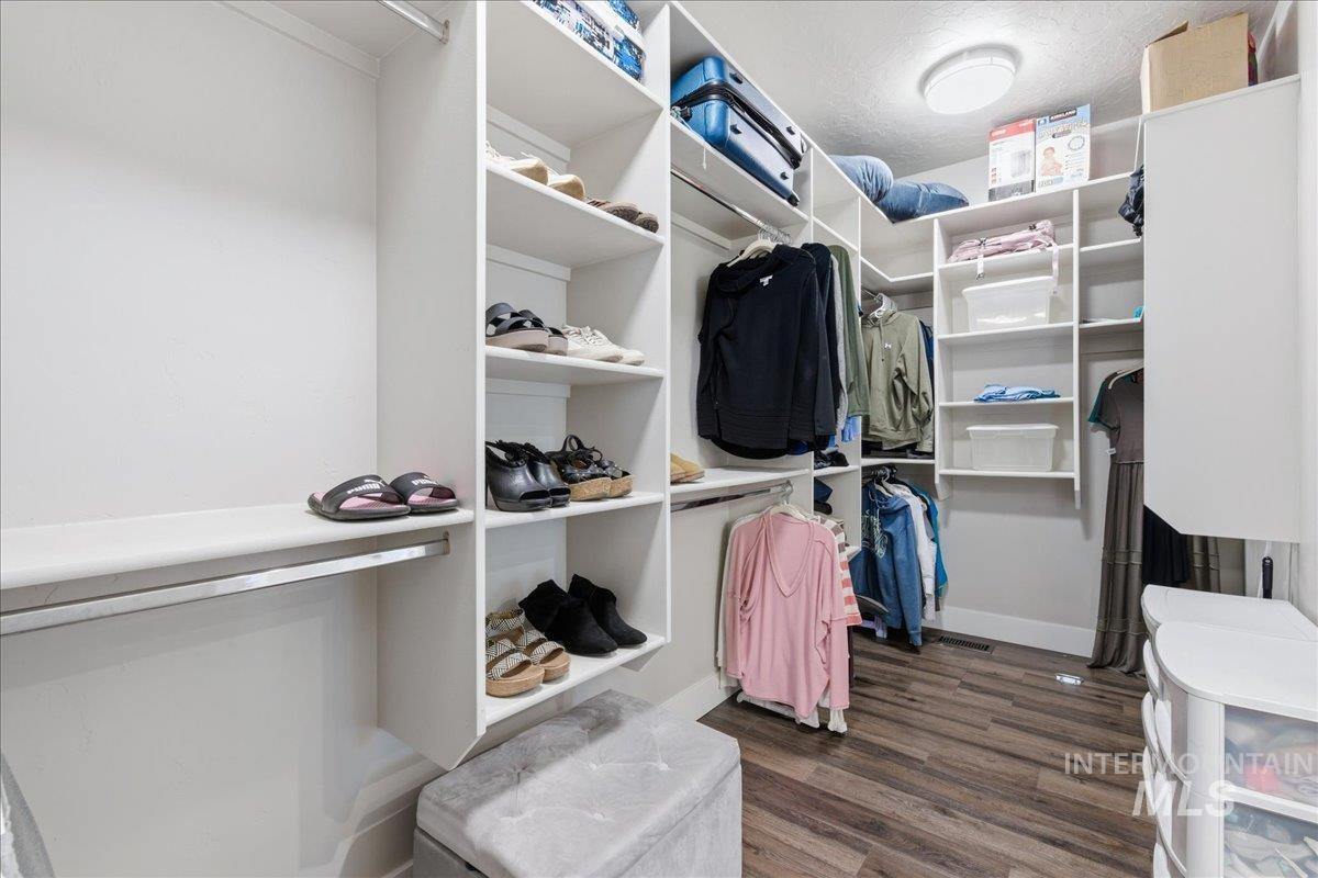 5154 S Twilight Mist Way, Meridian, Idaho 83642-6859, 4 Bedrooms, 3 Bathrooms, Residential For Sale, Price $755,000,MLS 98977104