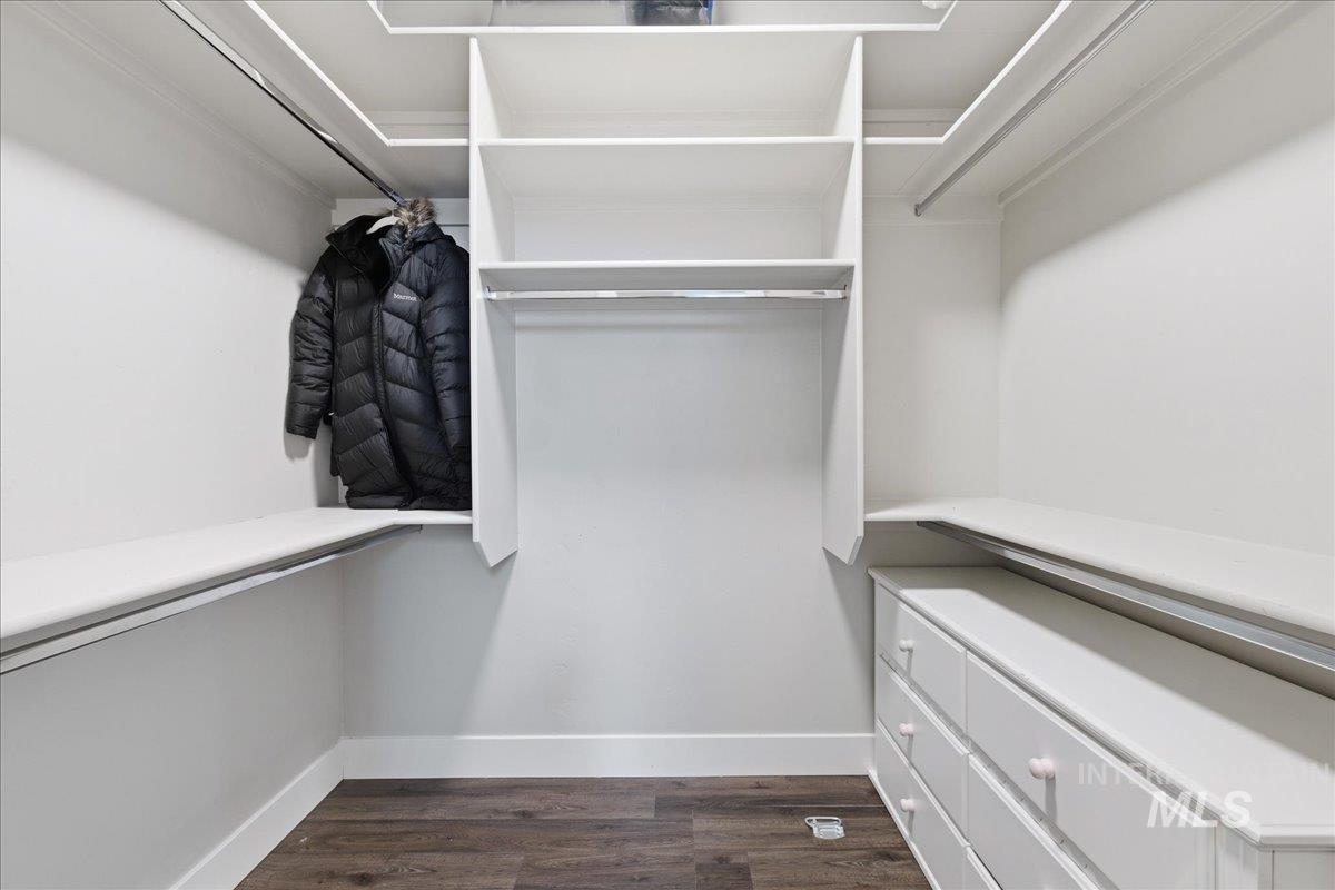 5154 S Twilight Mist Way, Meridian, Idaho 83642-6859, 4 Bedrooms, 3 Bathrooms, Residential For Sale, Price $755,000,MLS 98977104