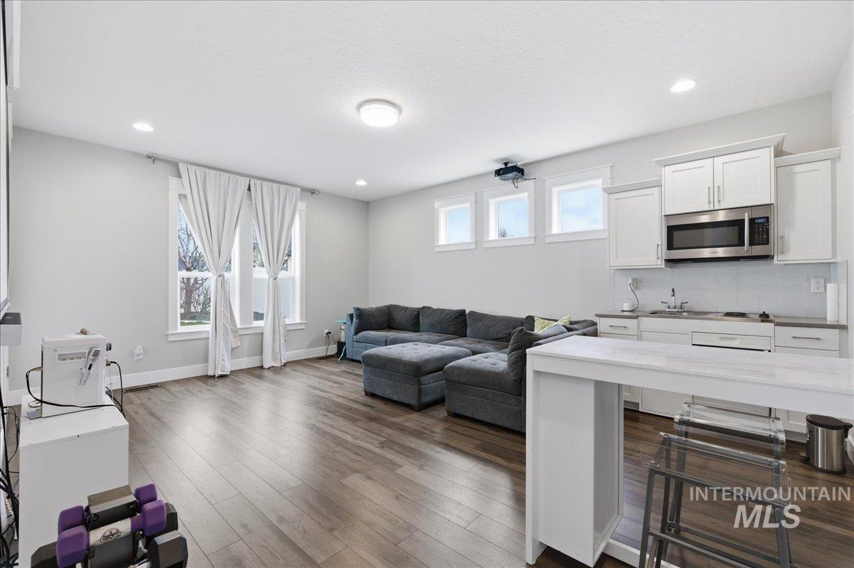 5154 S Twilight Mist Way, Meridian, Idaho 83642-6859, 4 Bedrooms, 3 Bathrooms, Residential For Sale, Price $755,000,MLS 98977104