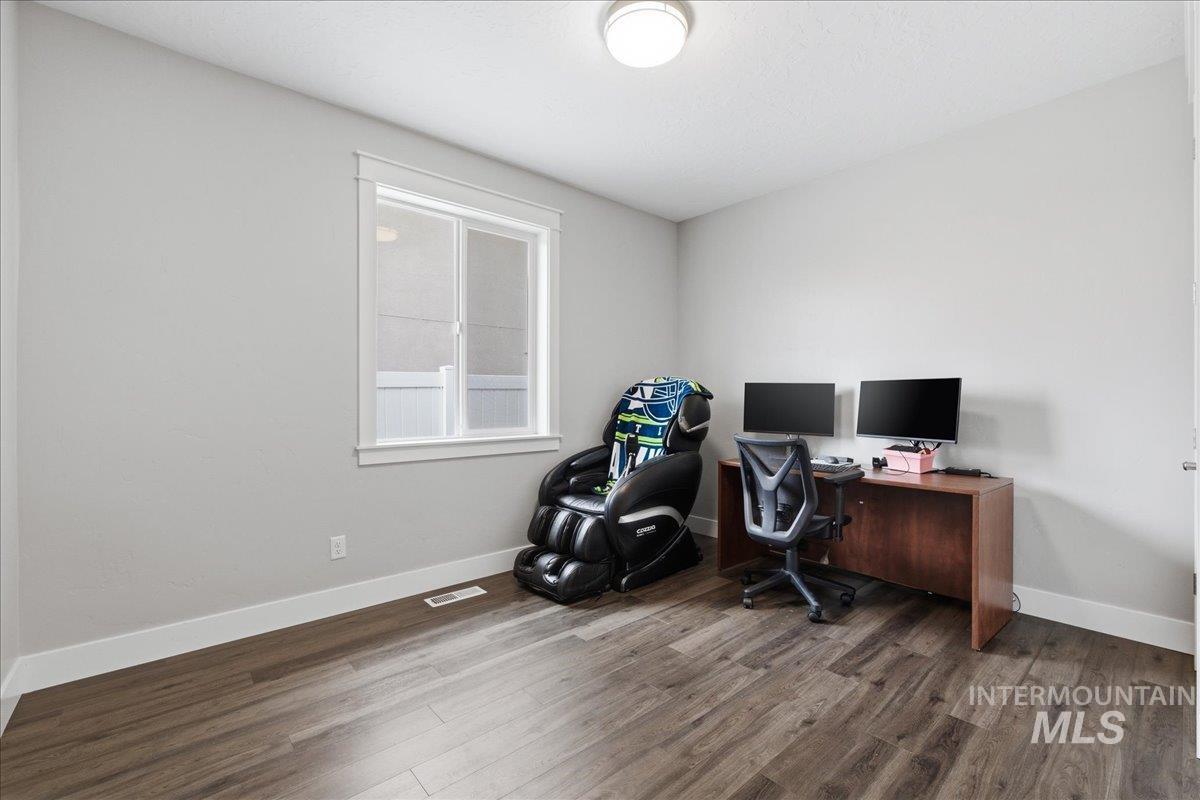 5154 S Twilight Mist Way, Meridian, Idaho 83642-6859, 4 Bedrooms, 3 Bathrooms, Residential For Sale, Price $755,000,MLS 98977104