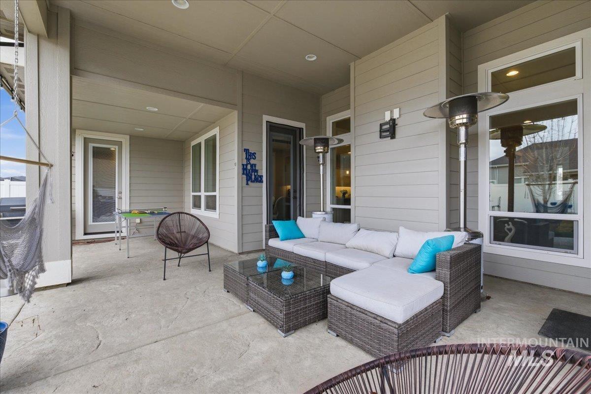 5154 S Twilight Mist Way, Meridian, Idaho 83642-6859, 4 Bedrooms, 3 Bathrooms, Residential For Sale, Price $755,000,MLS 98977104