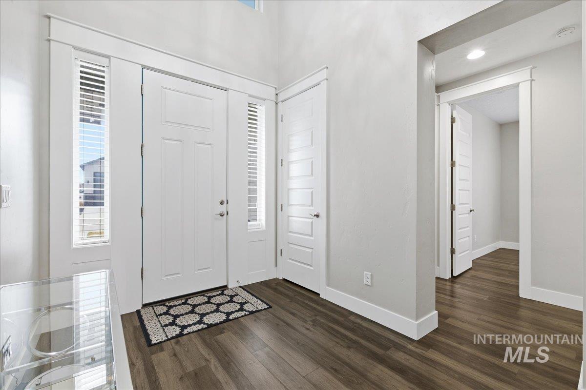 5154 S Twilight Mist Way, Meridian, Idaho 83642-6859, 4 Bedrooms, 3 Bathrooms, Residential For Sale, Price $755,000,MLS 98977104