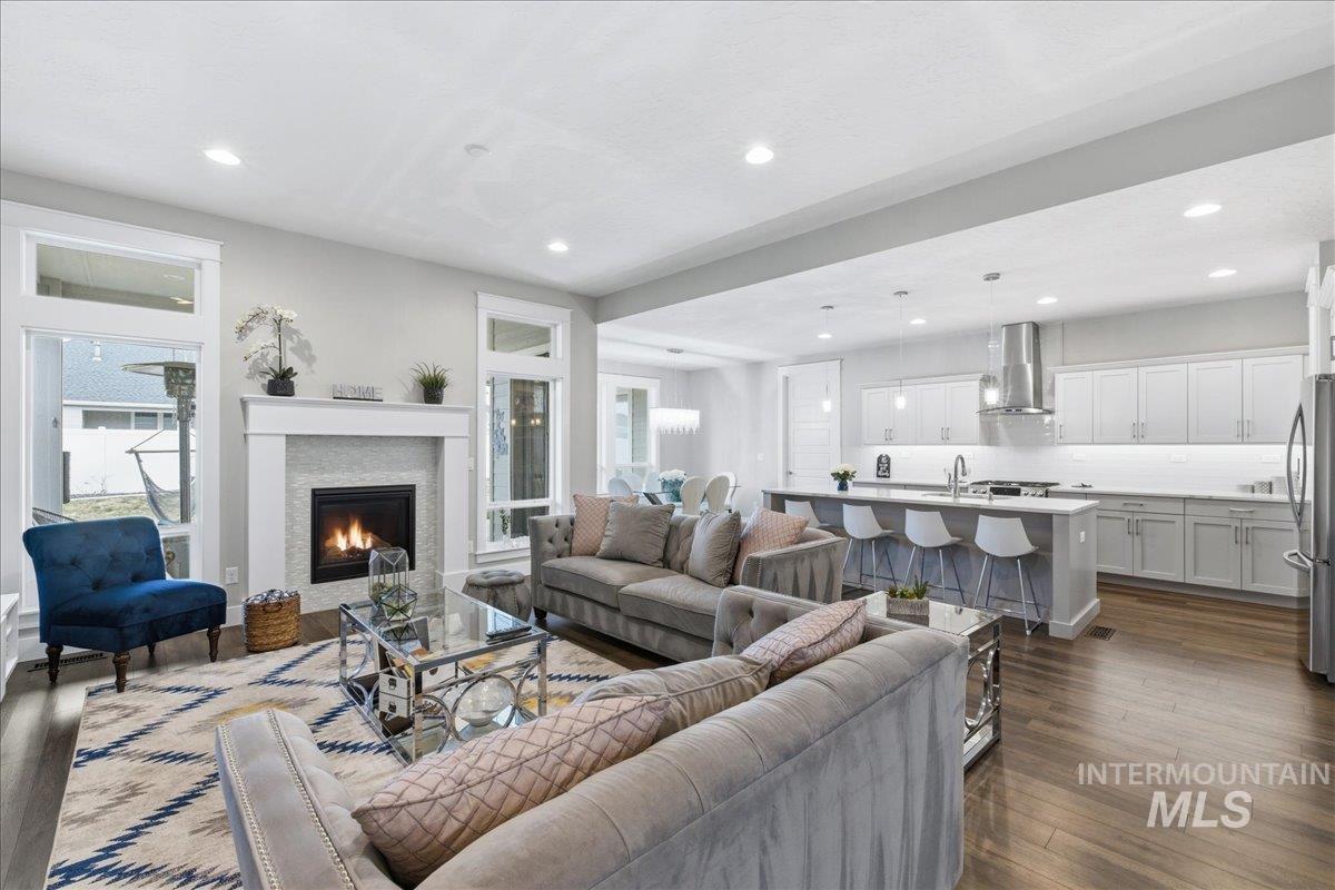 5154 S Twilight Mist Way, Meridian, Idaho 83642-6859, 4 Bedrooms, 3 Bathrooms, Residential For Sale, Price $755,000,MLS 98977104