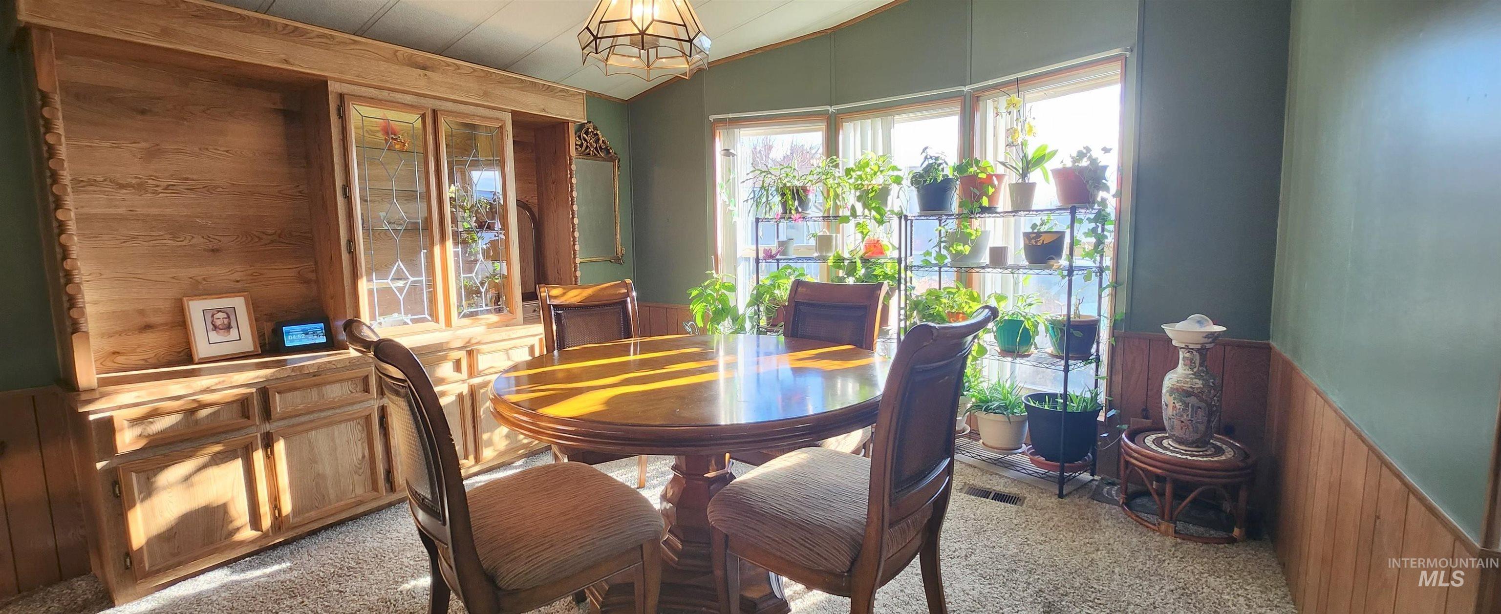 2392 N Patricia Ln, Boise, Idaho 83704, 2 Bedrooms, 2 Bathrooms, Residential For Sale, Price $129,999,MLS 98977105