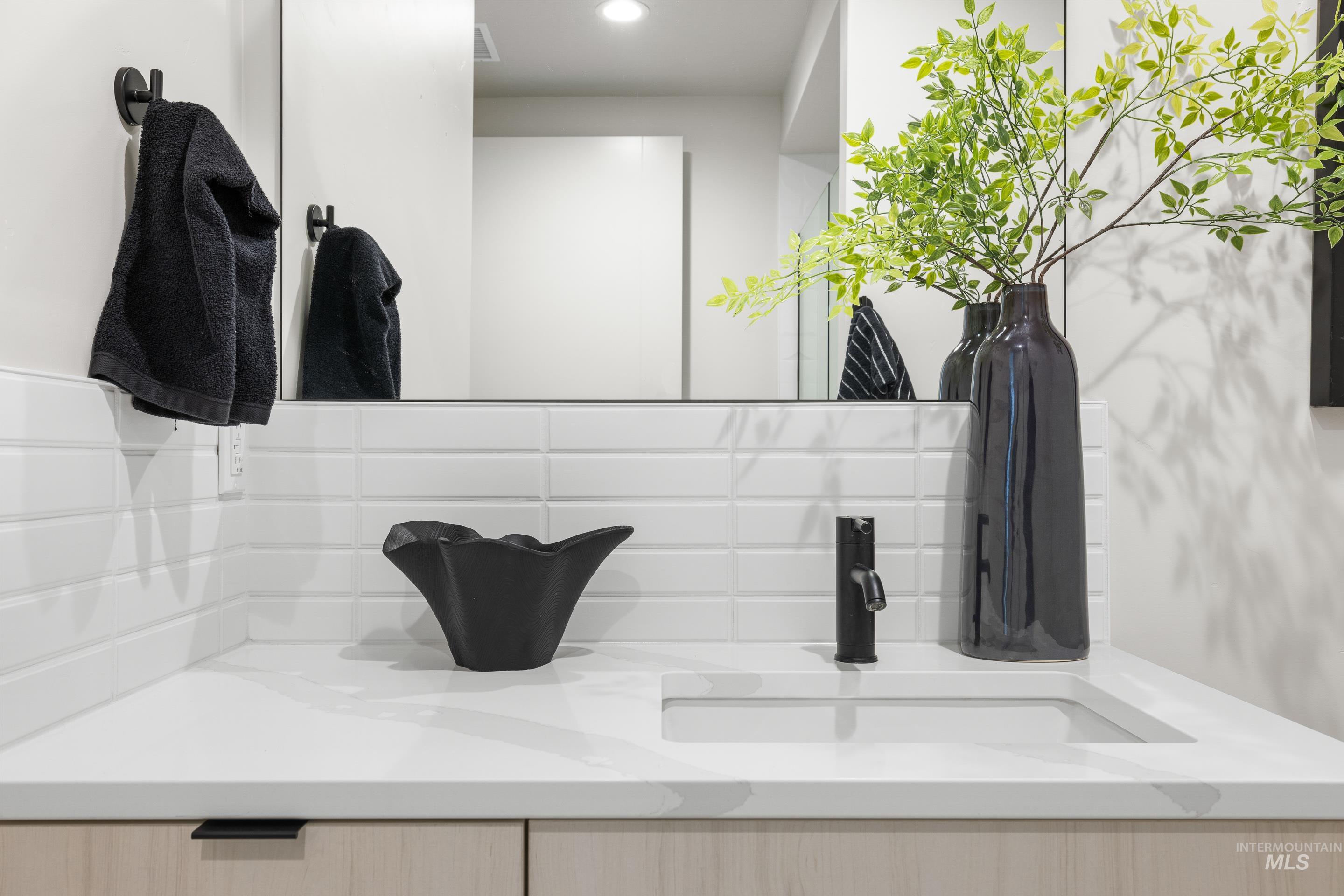 4250 E Haystack St, Boise, Idaho 83716, 3 Bedrooms, 2 Bathrooms, Residential For Sale, Price $539,900,MLS 98977106