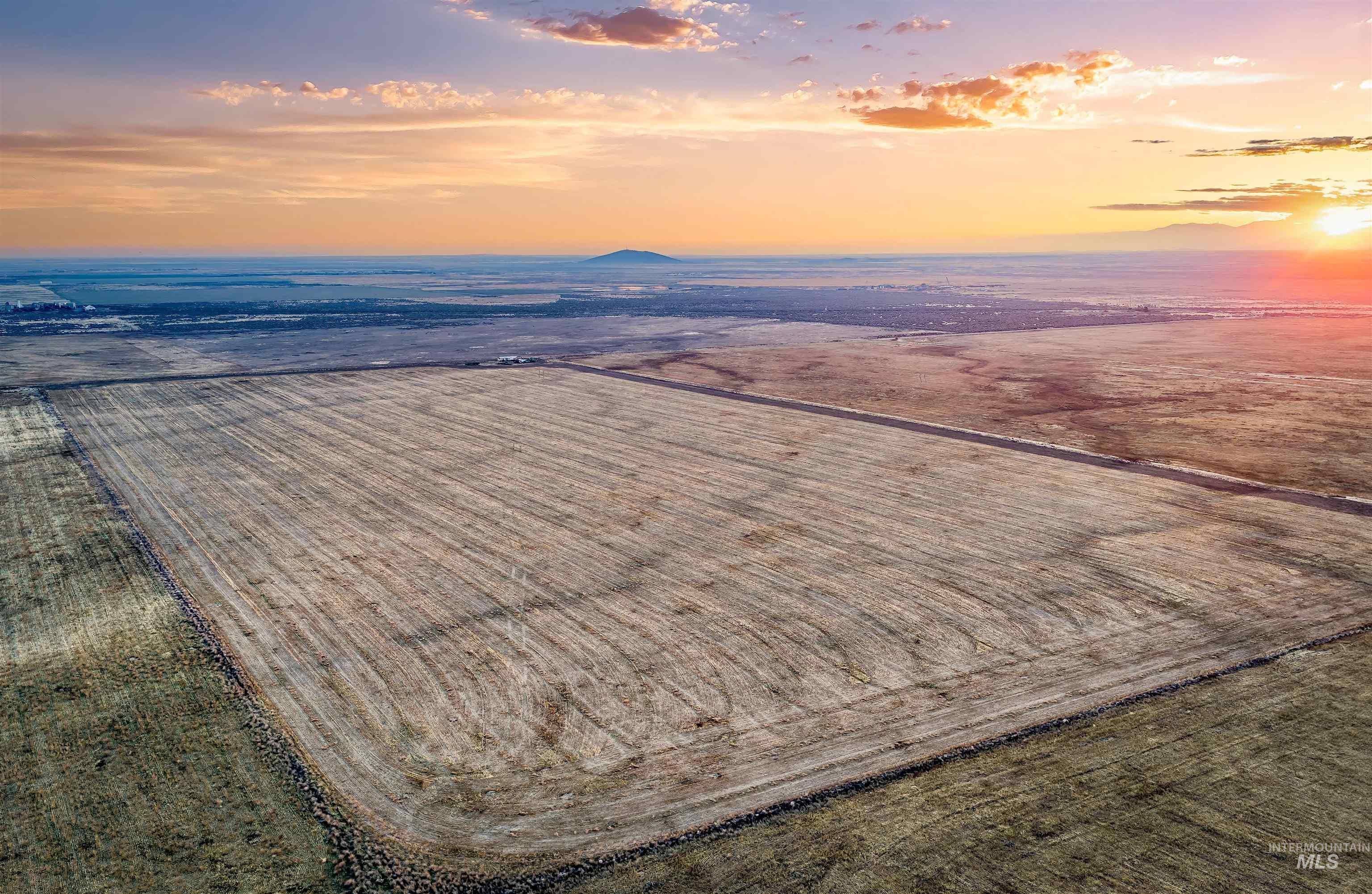 000 E Flick Ln, Mountain Home, Idaho 83647, Land For Sale, Price $1,280,000,MLS 98977108