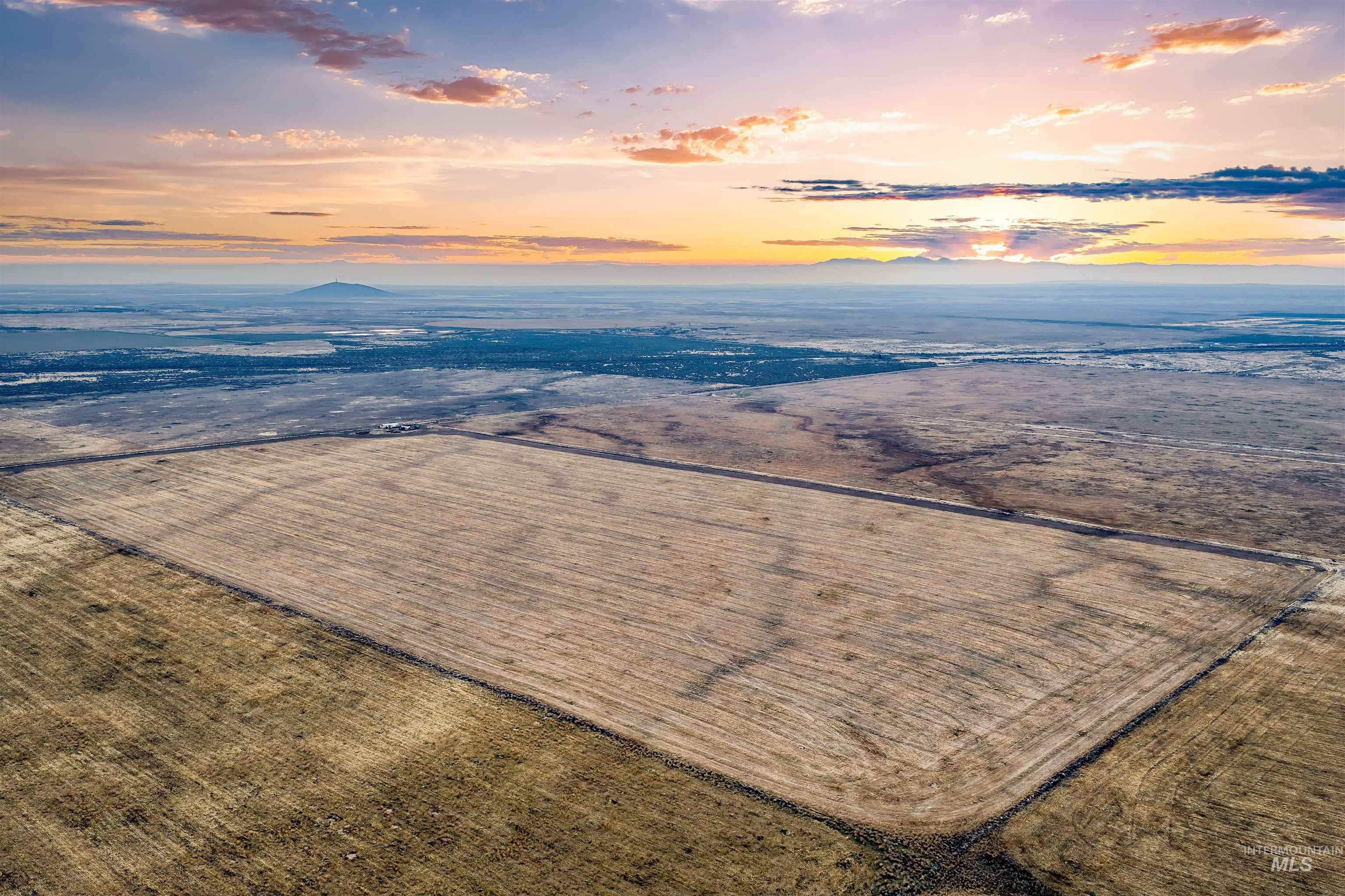 000 E Flick Ln, Mountain Home, Idaho 83647, Land For Sale, Price $1,280,000,MLS 98977108