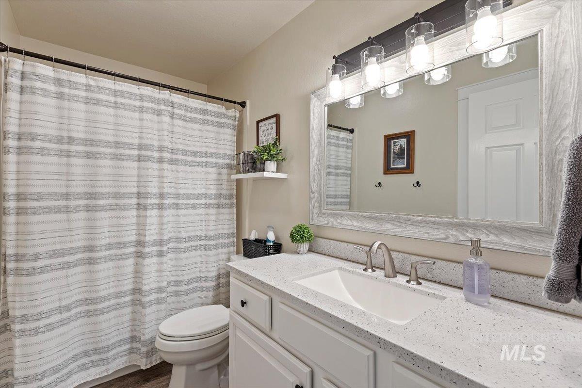 2306 Hillcrest Drive, Twin Falls, Idaho 83301, 4 Bedrooms, 2 Bathrooms, Residential For Sale, Price $499,900,MLS 98977109