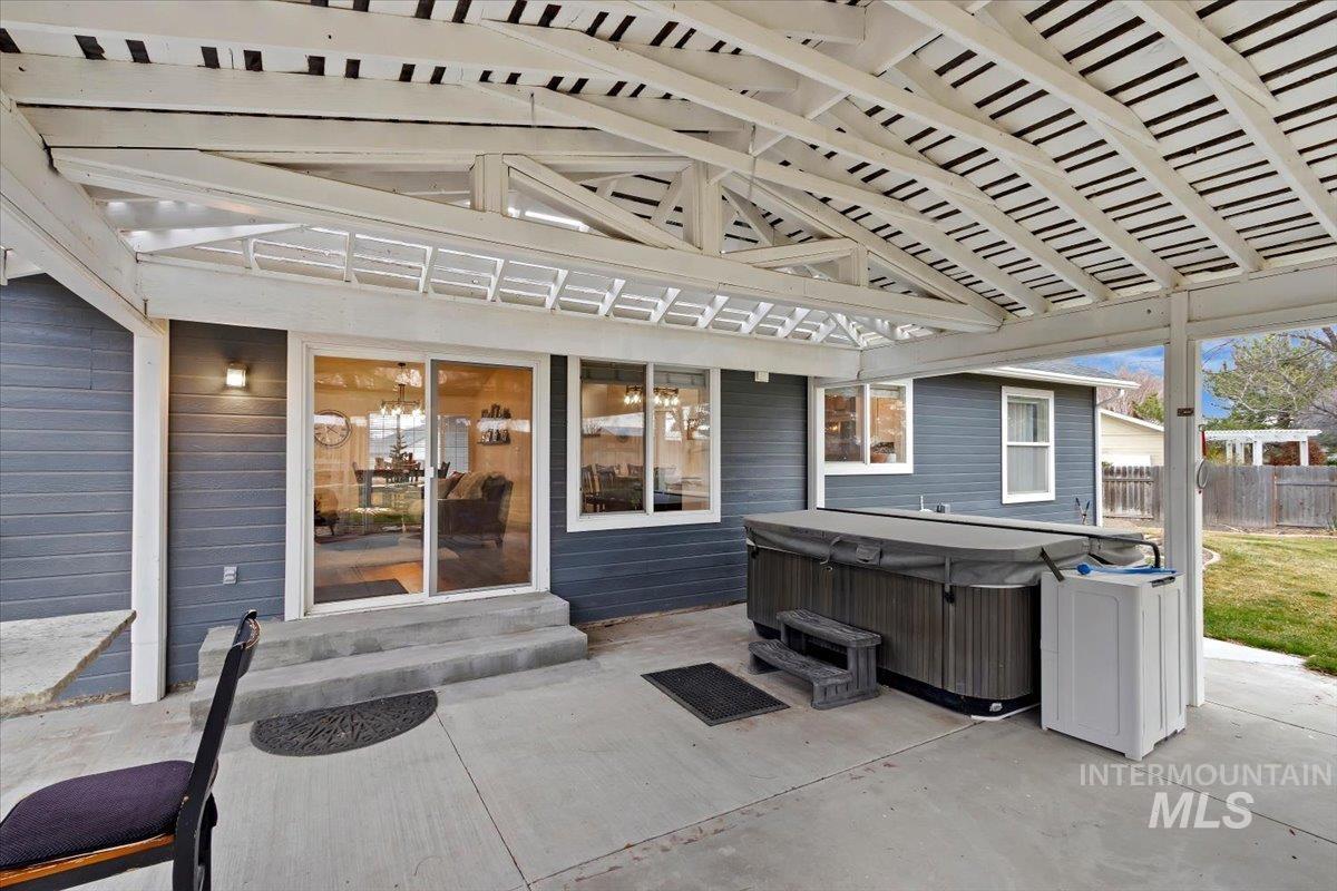 2306 Hillcrest Drive, Twin Falls, Idaho 83301, 4 Bedrooms, 2 Bathrooms, Residential For Sale, Price $499,900,MLS 98977109