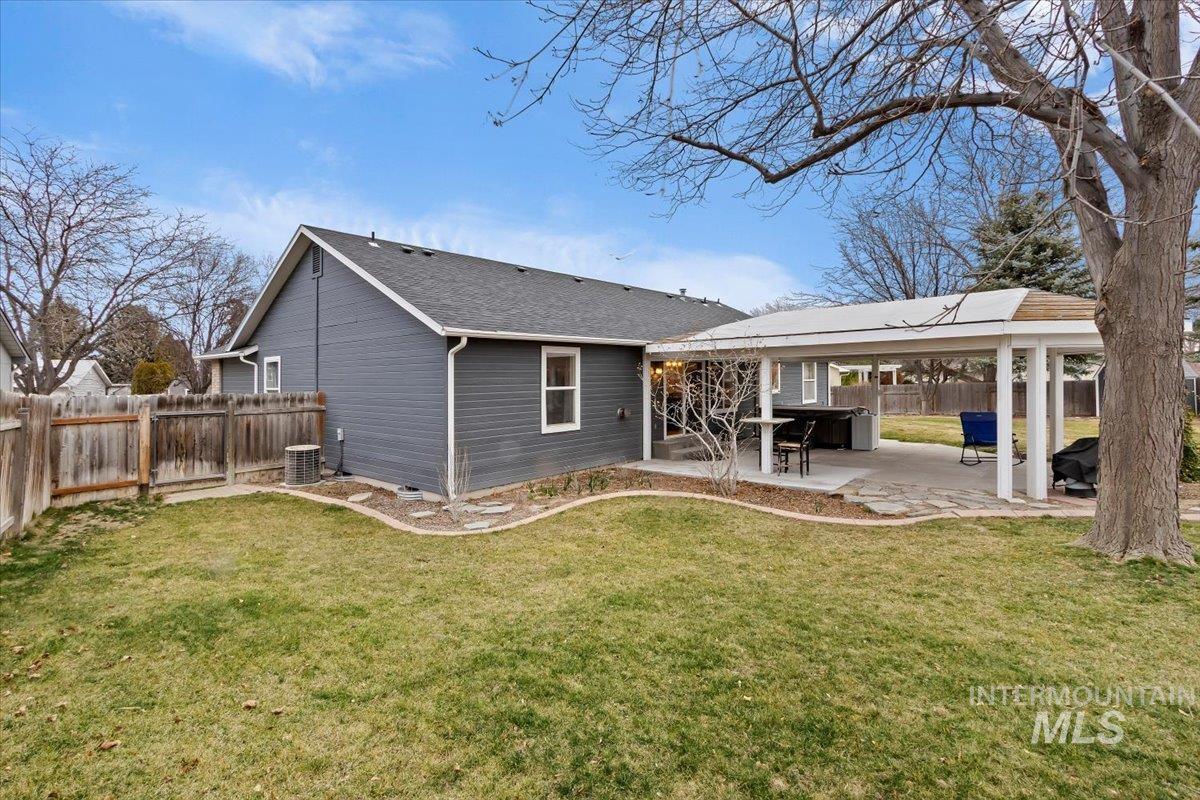 2306 Hillcrest Drive, Twin Falls, Idaho 83301, 4 Bedrooms, 2 Bathrooms, Residential For Sale, Price $499,900,MLS 98977109