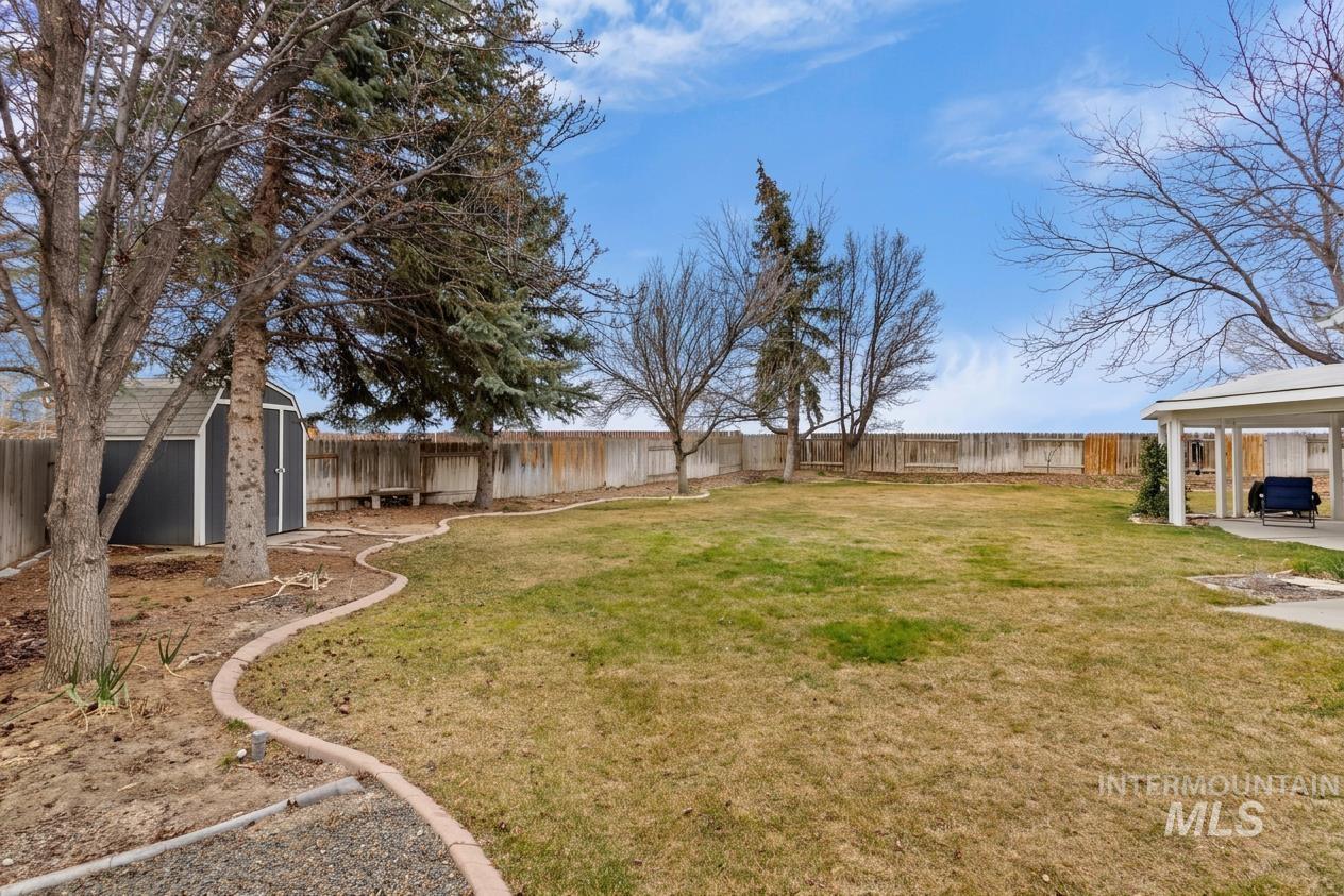 2306 Hillcrest Drive, Twin Falls, Idaho 83301, 4 Bedrooms, 2 Bathrooms, Residential For Sale, Price $499,900,MLS 98977109