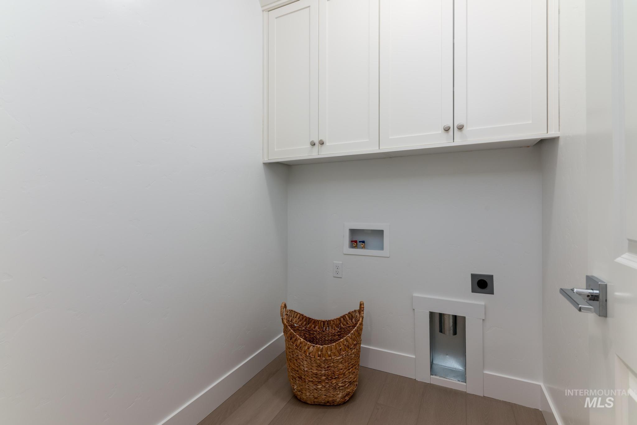 1770 W Arya St, Kuna, Idaho 83634, 3 Bedrooms, 2 Bathrooms, Residential For Sale, Price $469,000,MLS 98977110