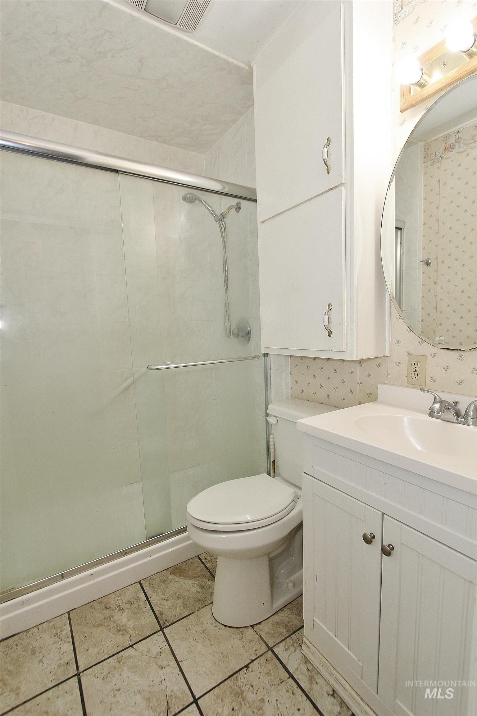 303 S Cleveland St, Boise, Idaho 83705, 5 Bedrooms, 1 Bathroom, Residential For Sale, Price $399,900,MLS 98977113