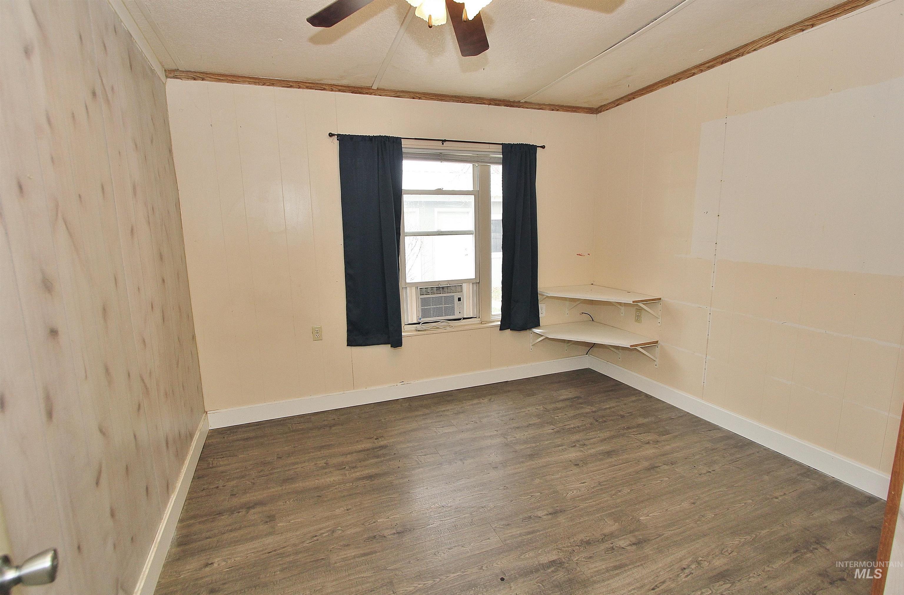 303 S Cleveland St, Boise, Idaho 83705, 5 Bedrooms, 1 Bathroom, Residential For Sale, Price $399,900,MLS 98977113