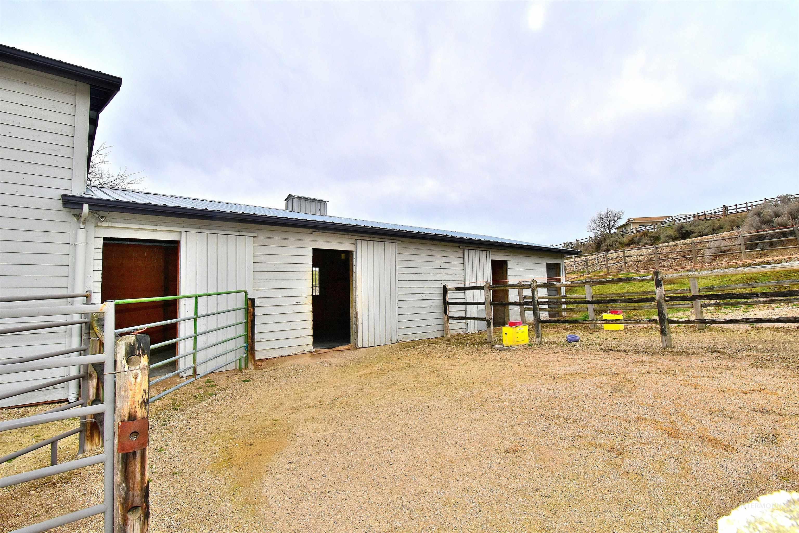 5035 willow creek, Eagle, Idaho 83616, 4 Bedrooms, 3 Bathrooms, Residential For Sale, Price $1,299,900,MLS 98977114