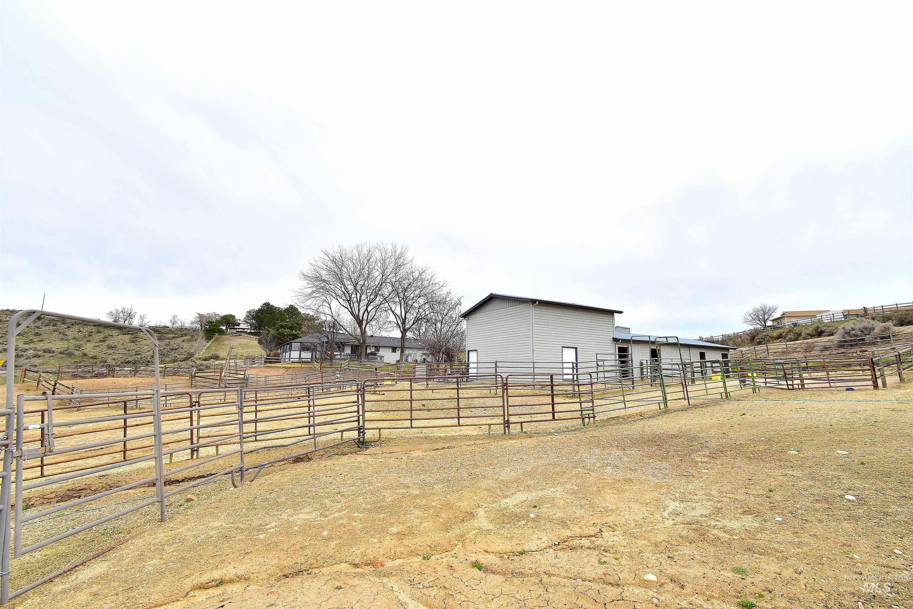 5035 willow creek, Eagle, Idaho 83616, 4 Bedrooms, 3 Bathrooms, Residential For Sale, Price $1,299,900,MLS 98977114