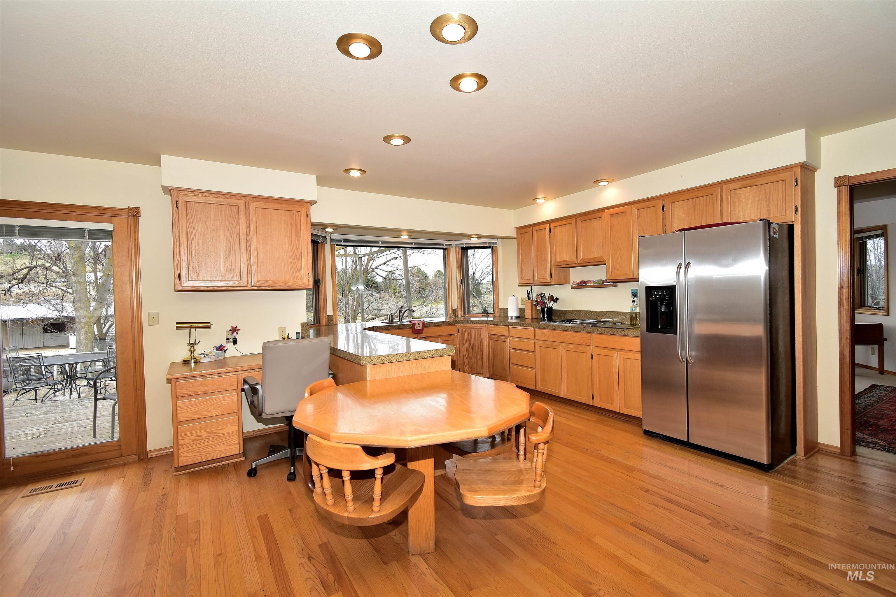 5035 willow creek, Eagle, Idaho 83616, 4 Bedrooms, 3 Bathrooms, Residential For Sale, Price $1,299,900,MLS 98977114