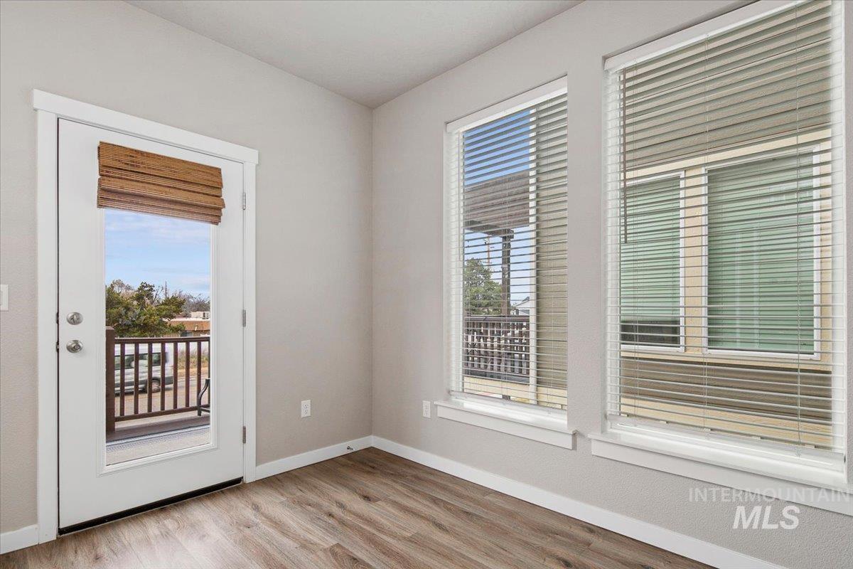 3125 N Network Ln, Boise, Idaho 83704, 4 Bedrooms, 3.5 Bathrooms, Residential For Sale, Price $459,900,MLS 98977118