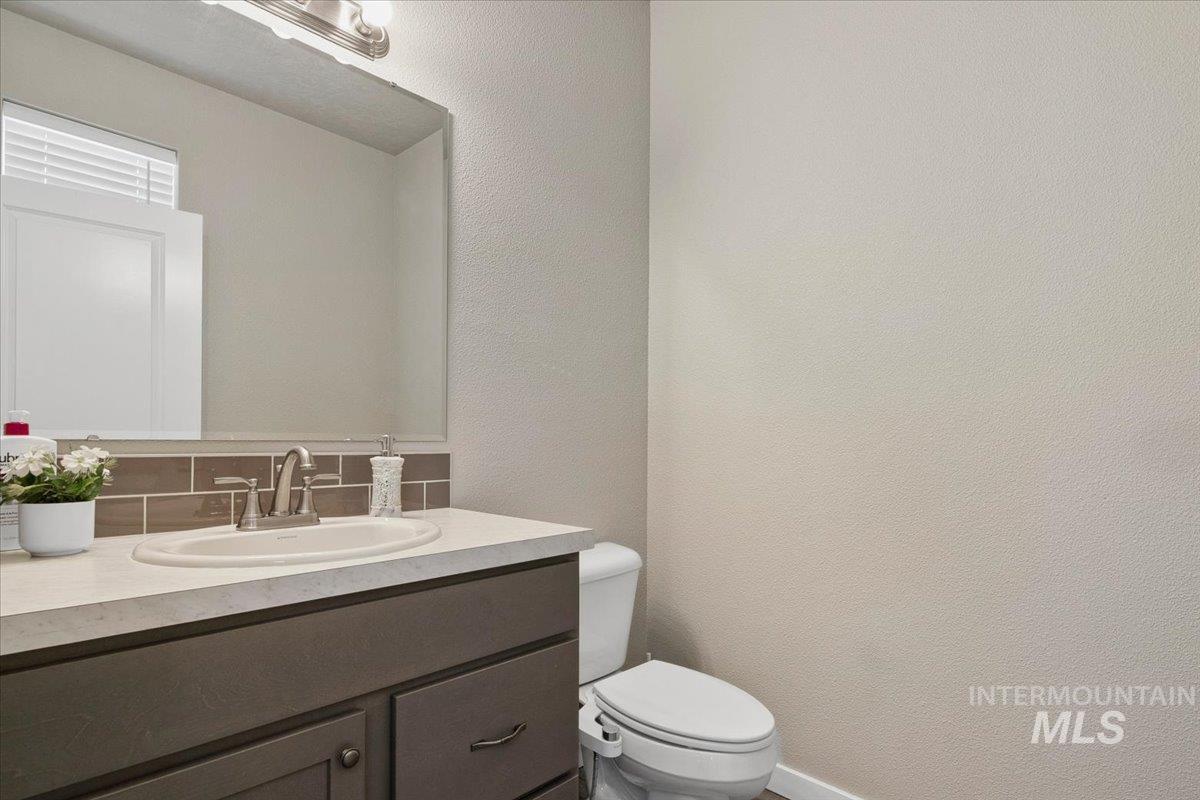 3125 N Network Ln, Boise, Idaho 83704, 4 Bedrooms, 3.5 Bathrooms, Residential For Sale, Price $459,900,MLS 98977118