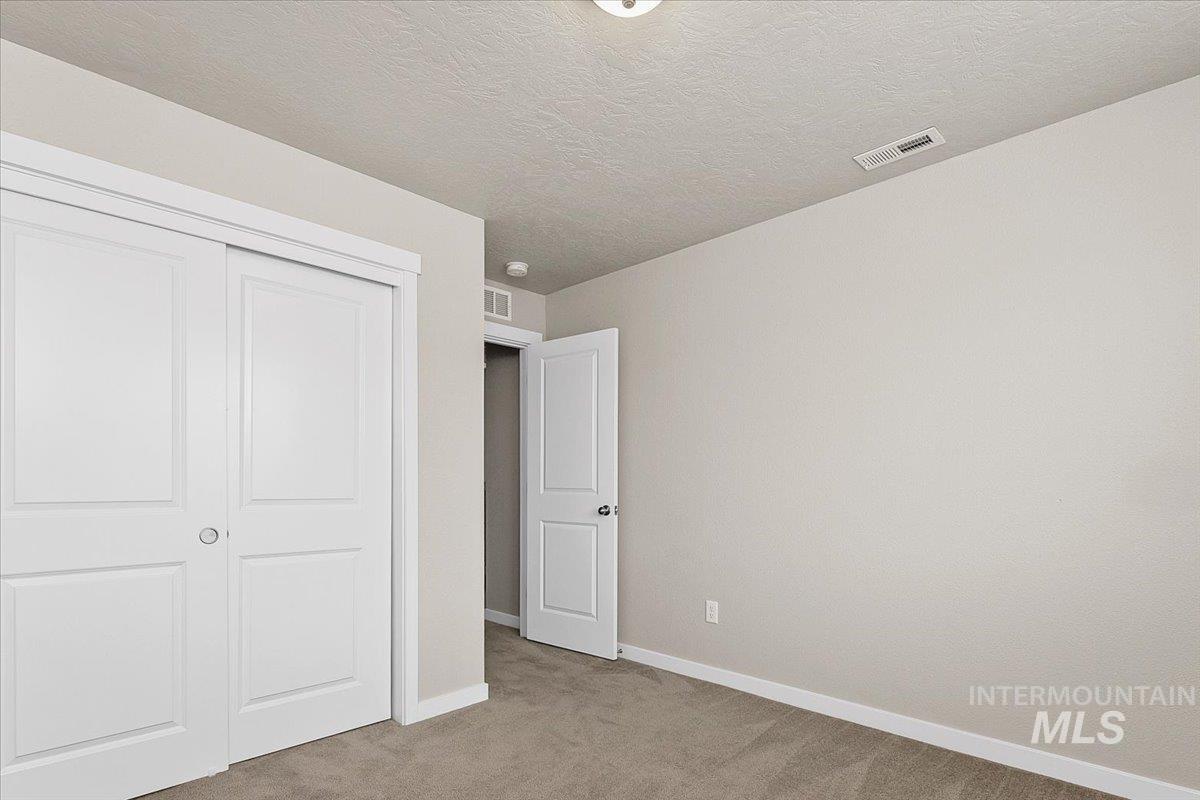 3125 N Network Ln, Boise, Idaho 83704, 4 Bedrooms, 3.5 Bathrooms, Residential For Sale, Price $459,900,MLS 98977118