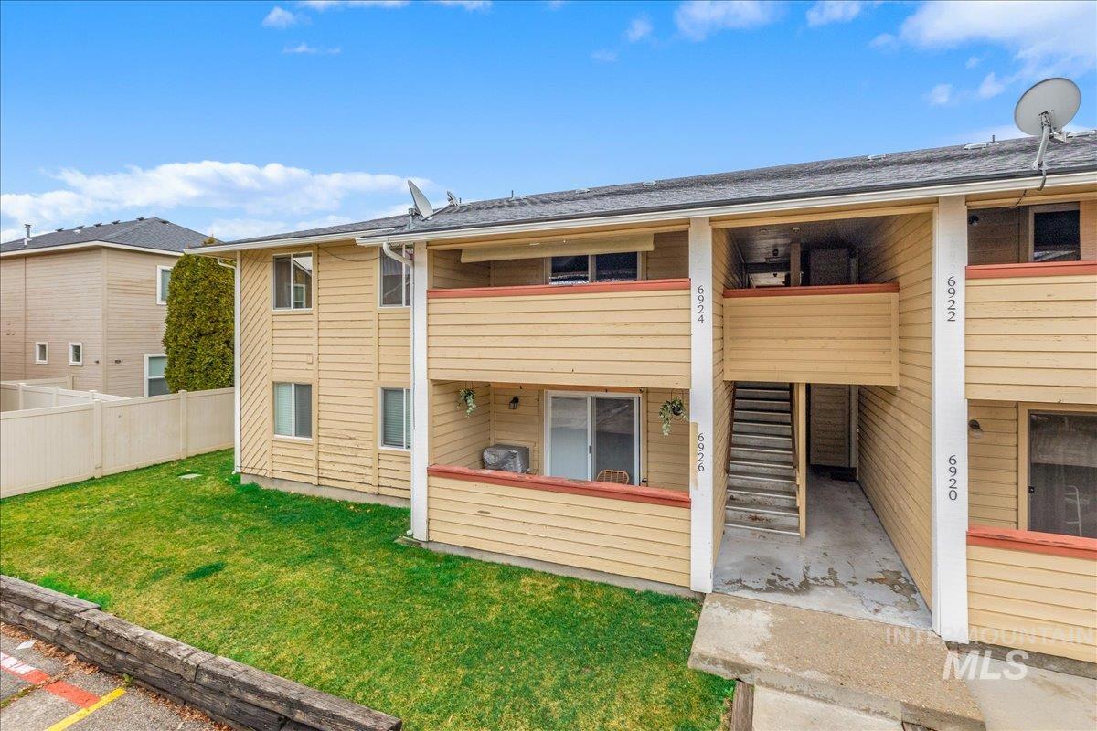 6924 Colehaven Lane, Boise, Idaho 83704, 2 Bedrooms, 1 Bathroom, Residential For Sale, Price $229,999,MLS 98977119