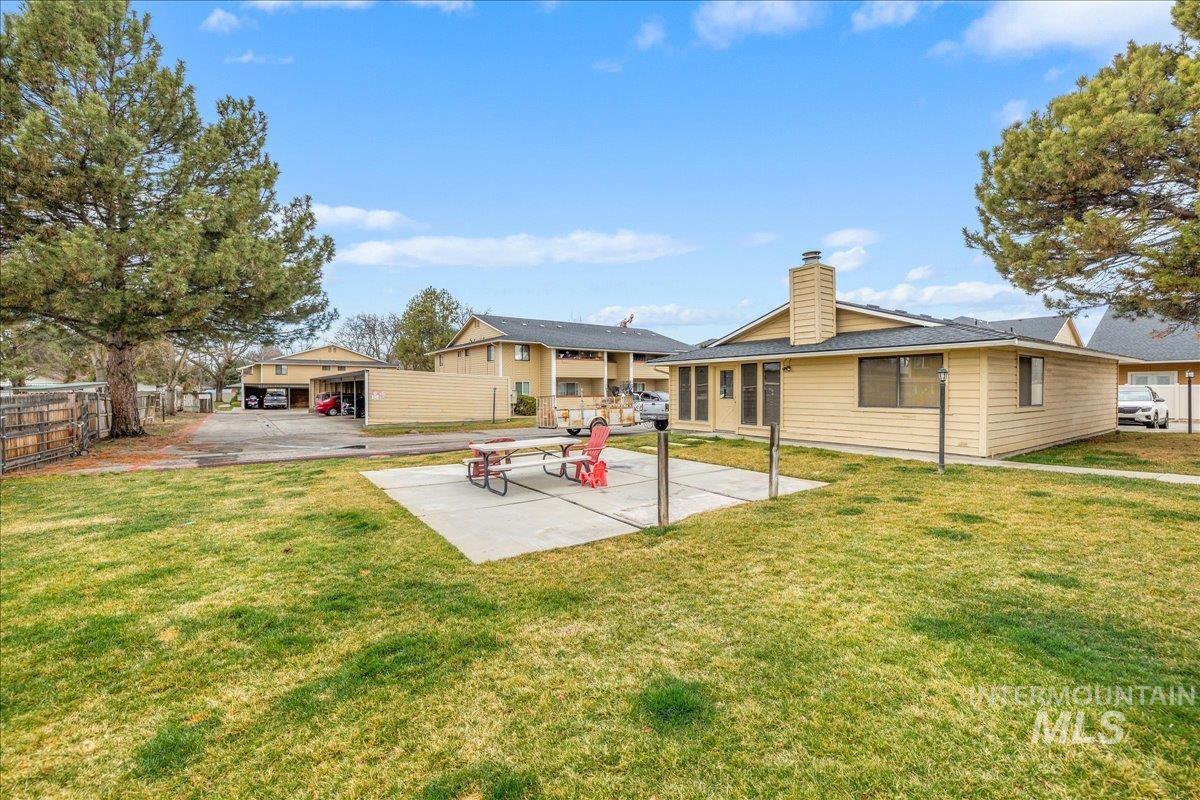 6924 Colehaven Lane, Boise, Idaho 83704, 2 Bedrooms, 1 Bathroom, Residential For Sale, Price $229,999,MLS 98977119