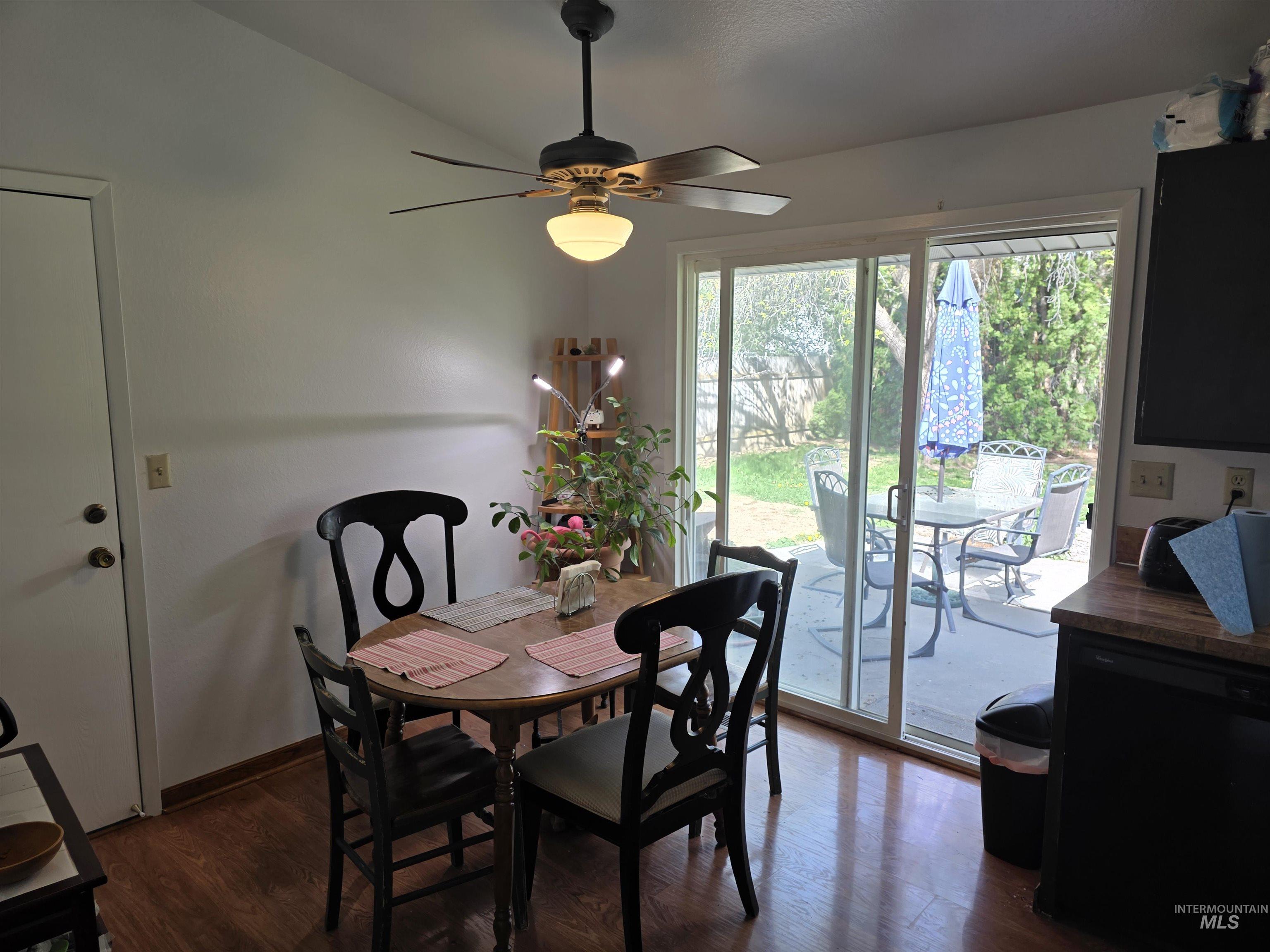 1887 W Cherry Ct, Boise, Idaho 83705, 2 Bedrooms, 1 Bathroom, Residential For Sale, Price $367,500,MLS 98977120