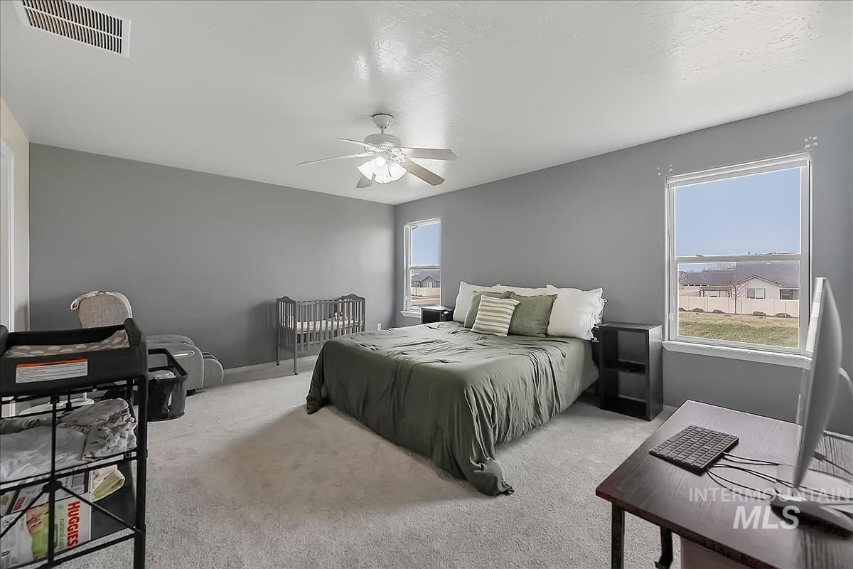 5304 Barkley Way, Caldwell, Idaho 83607, 3 Bedrooms, 2.5 Bathrooms, Residential For Sale, Price $395,000,MLS 98977122