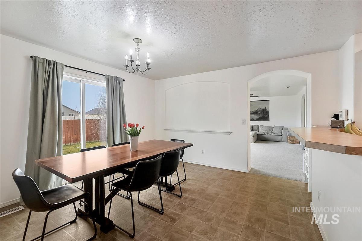 5304 Barkley Way, Caldwell, Idaho 83607, 3 Bedrooms, 2.5 Bathrooms, Residential For Sale, Price $395,000,MLS 98977122