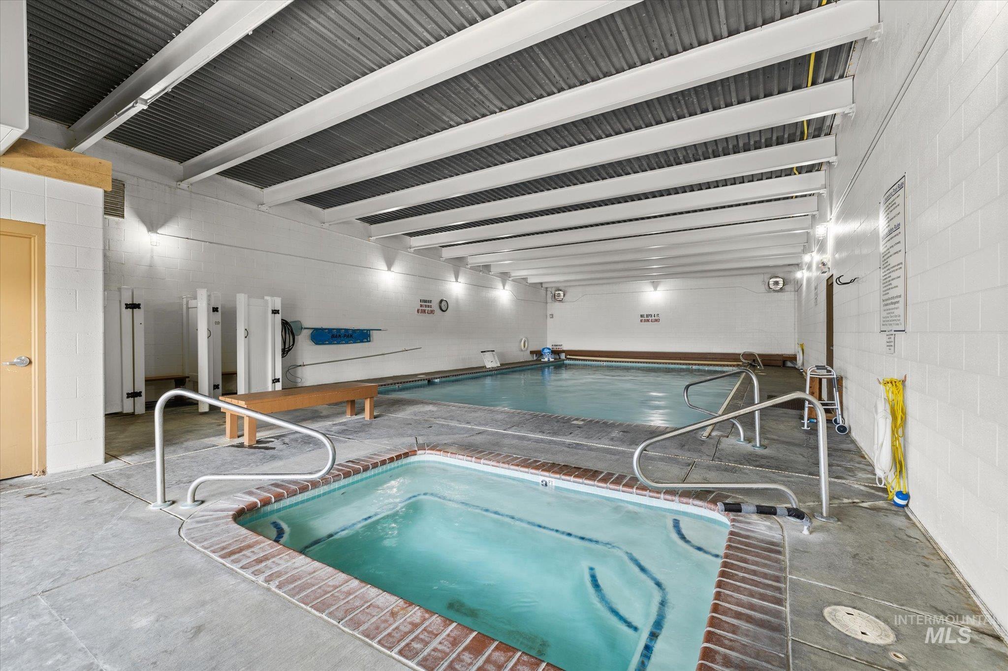 338 W Birmingham Drive, Nampa, Idaho 83651, 2 Bedrooms, 1 Bathroom, Residential For Sale, Price $274,900,MLS 98977123