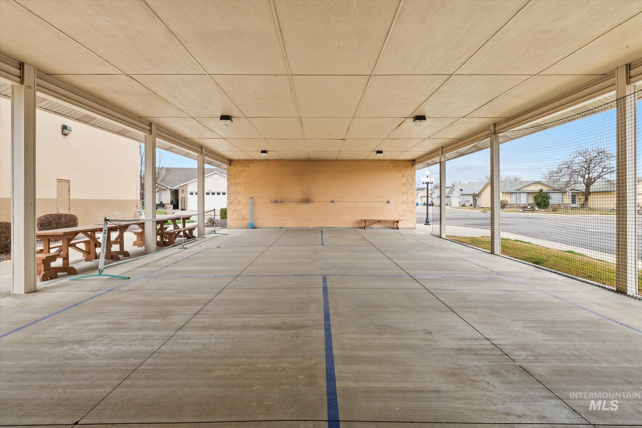 338 W Birmingham Drive, Nampa, Idaho 83651, 2 Bedrooms, 1 Bathroom, Residential For Sale, Price $274,900,MLS 98977123