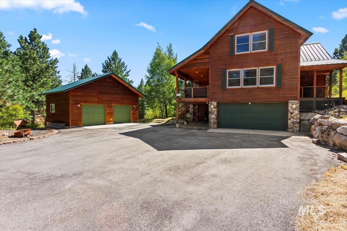 8 Condor Circle, Boise, Idaho 83716, 4 Bedrooms, 2 Bathrooms, Residential For Sale, Price $784,900,MLS 98977128