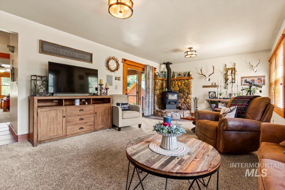 8 Condor Circle, Boise, Idaho 83716, 4 Bedrooms, 2 Bathrooms, Residential For Sale, Price $784,900,MLS 98977128